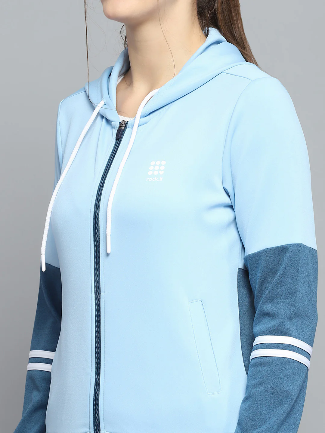 Rock.it Women Blue Solid Hooded Full Sleeve Tracksuit - Image 7