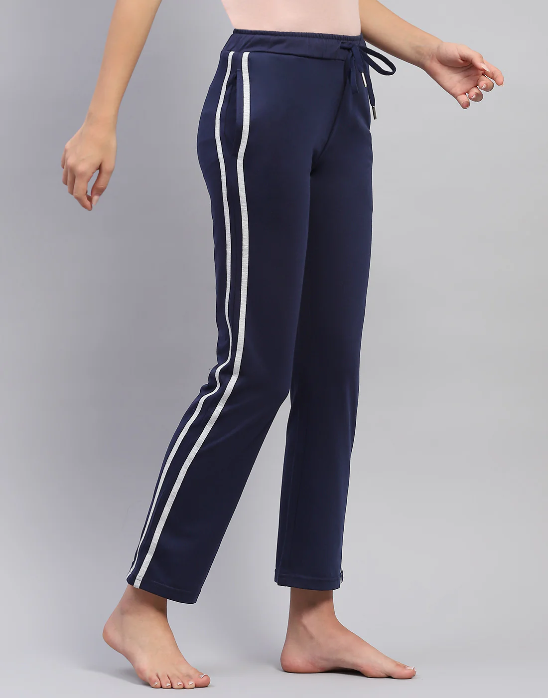 Women Blue Solid Regular Fit Lower - Image 4