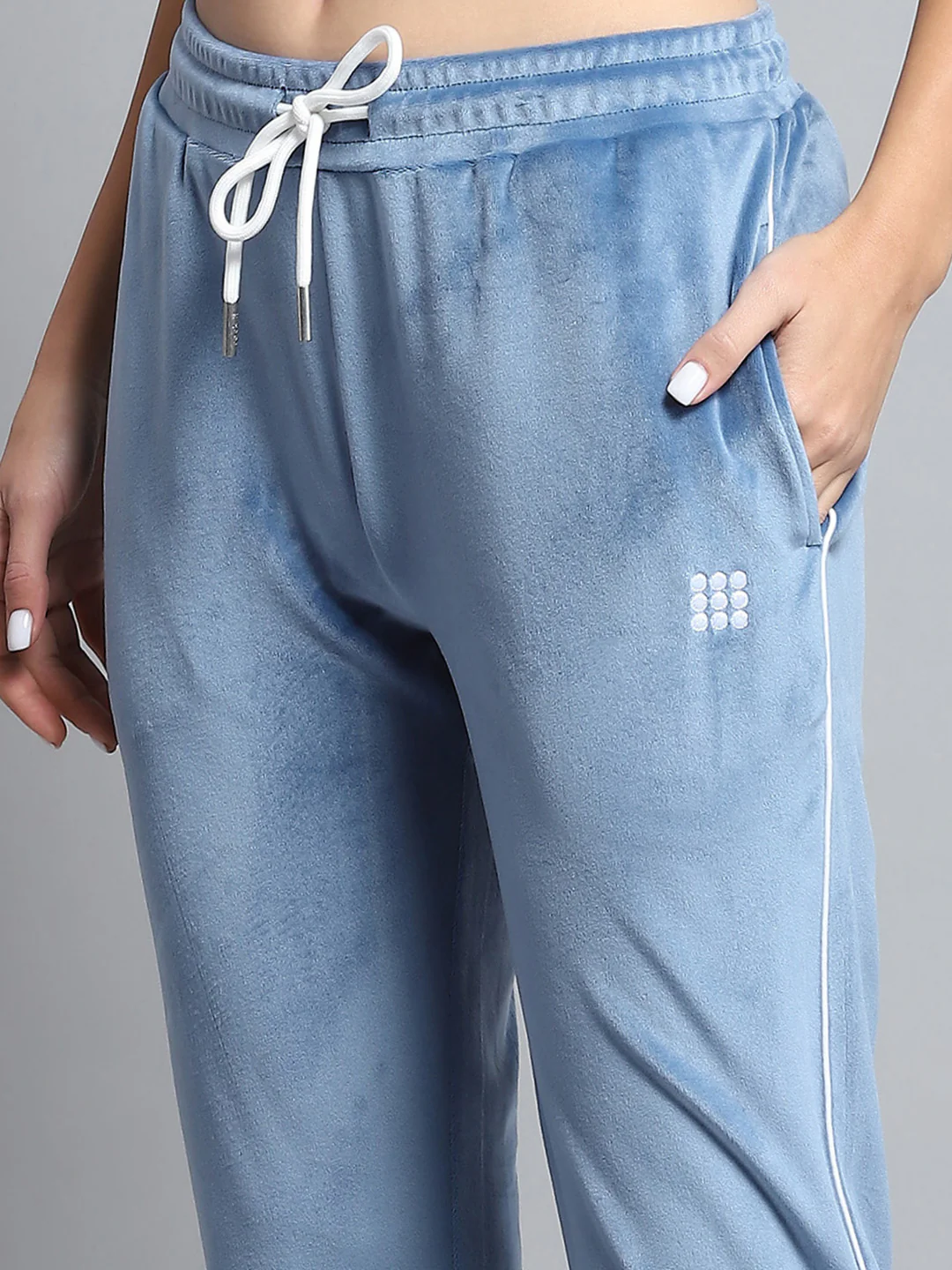 Rock.it Women Blue Solid Round Neck Full Sleeve Tracksuit - Image 9