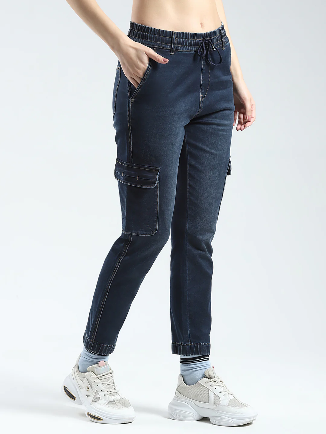 Women Blue Solid Slim Fit Cargo - Image 4