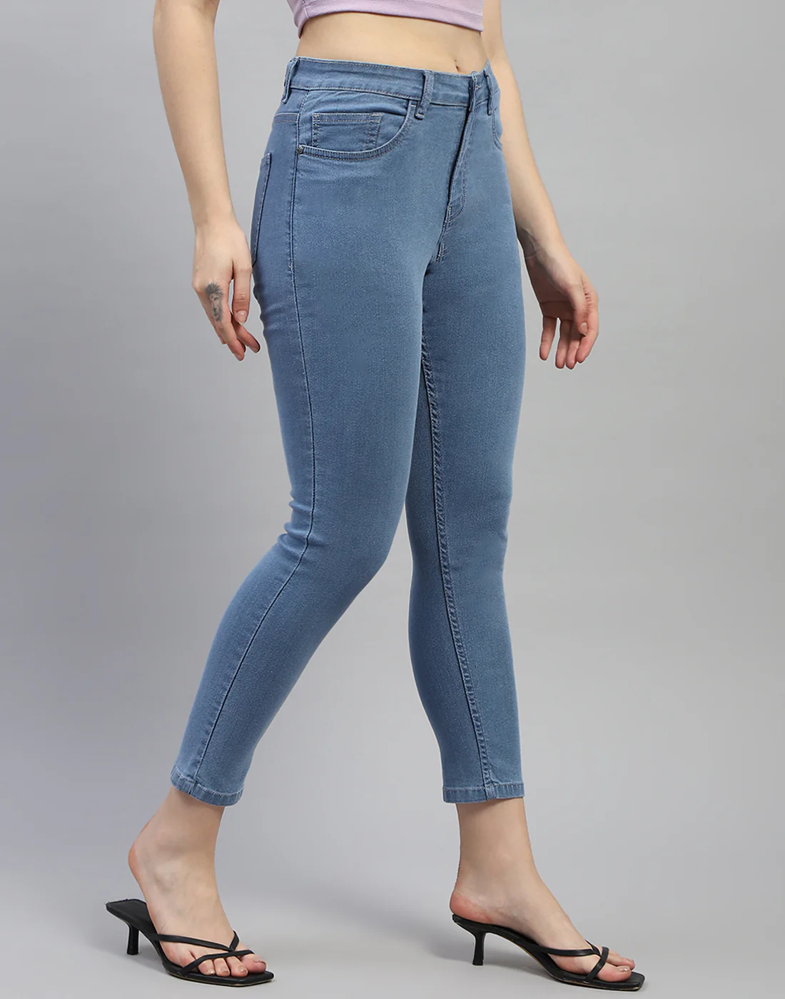 Women Blue Solid Slim Fit Denim - Image 4