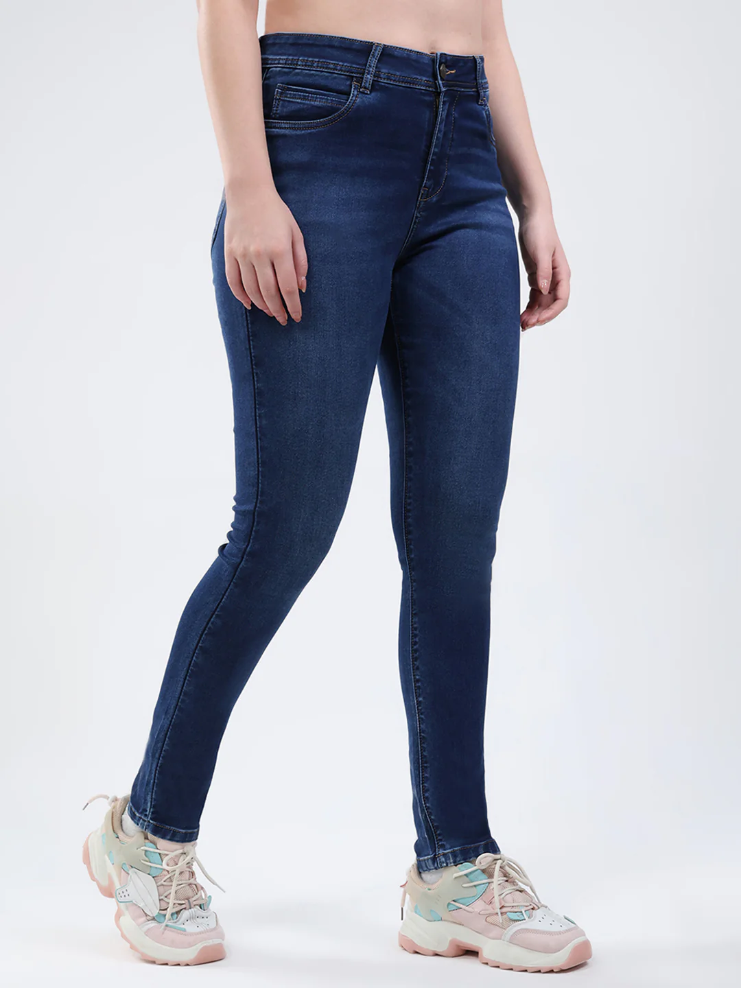 Women Blue Solid Slim Fit Denim - Image 4