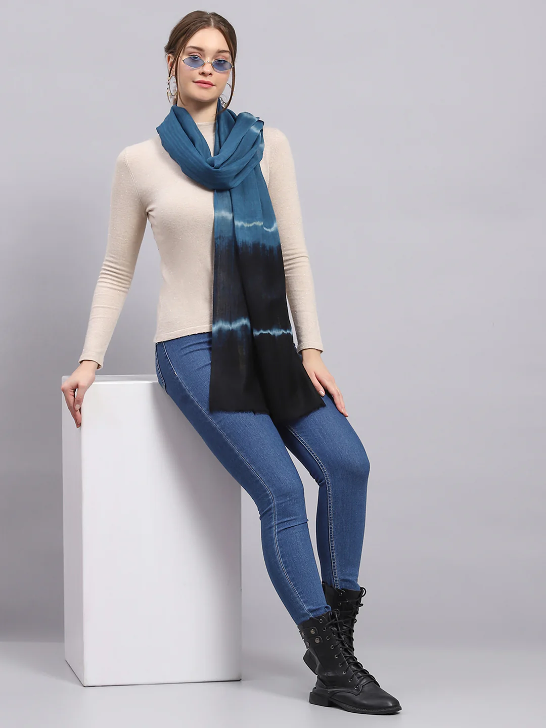 Women Blue Solid Stole - Image 2