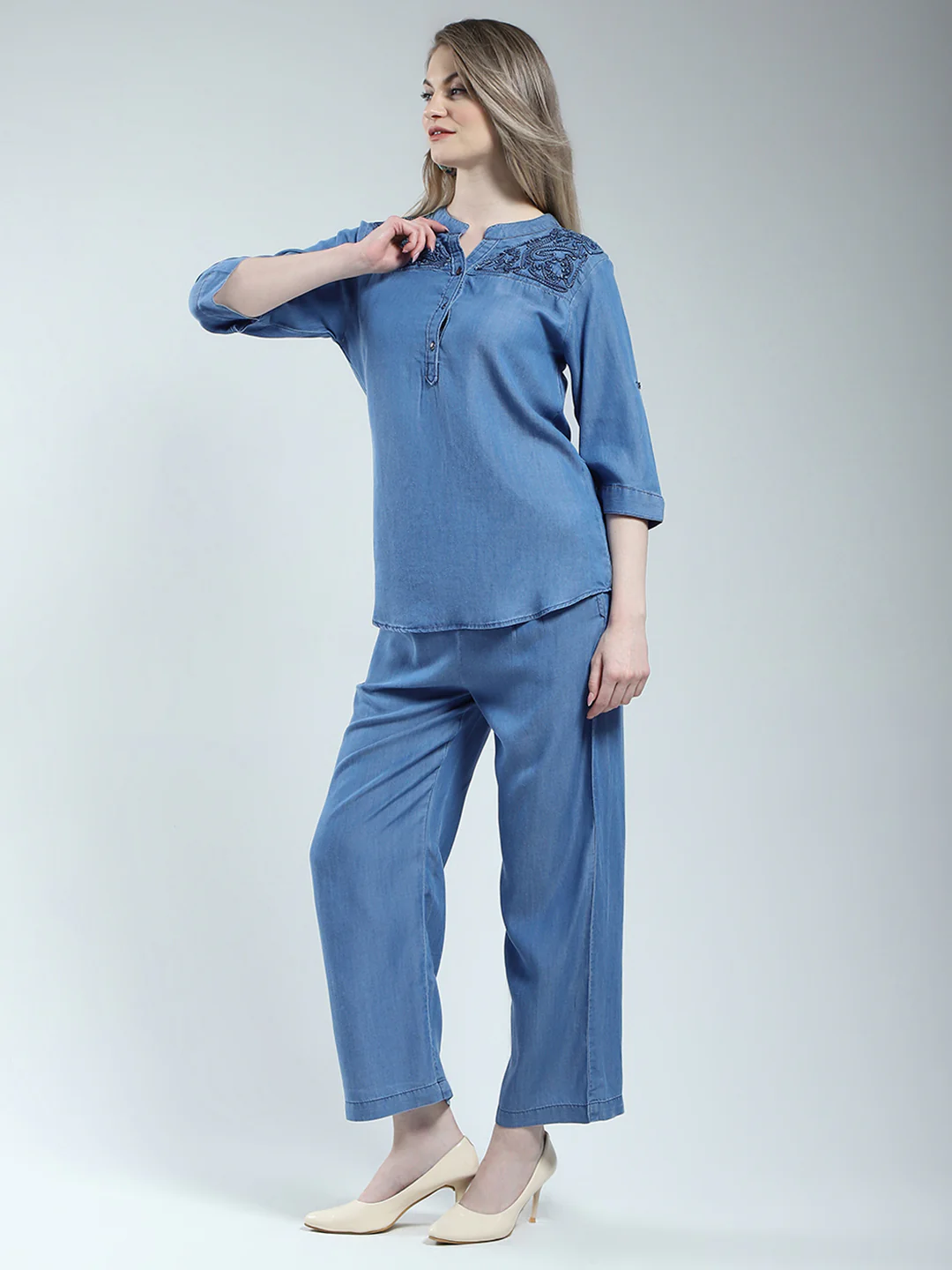 Women Blue Solid Round Neck 3/4th Sleeve Cords Set - Image 3