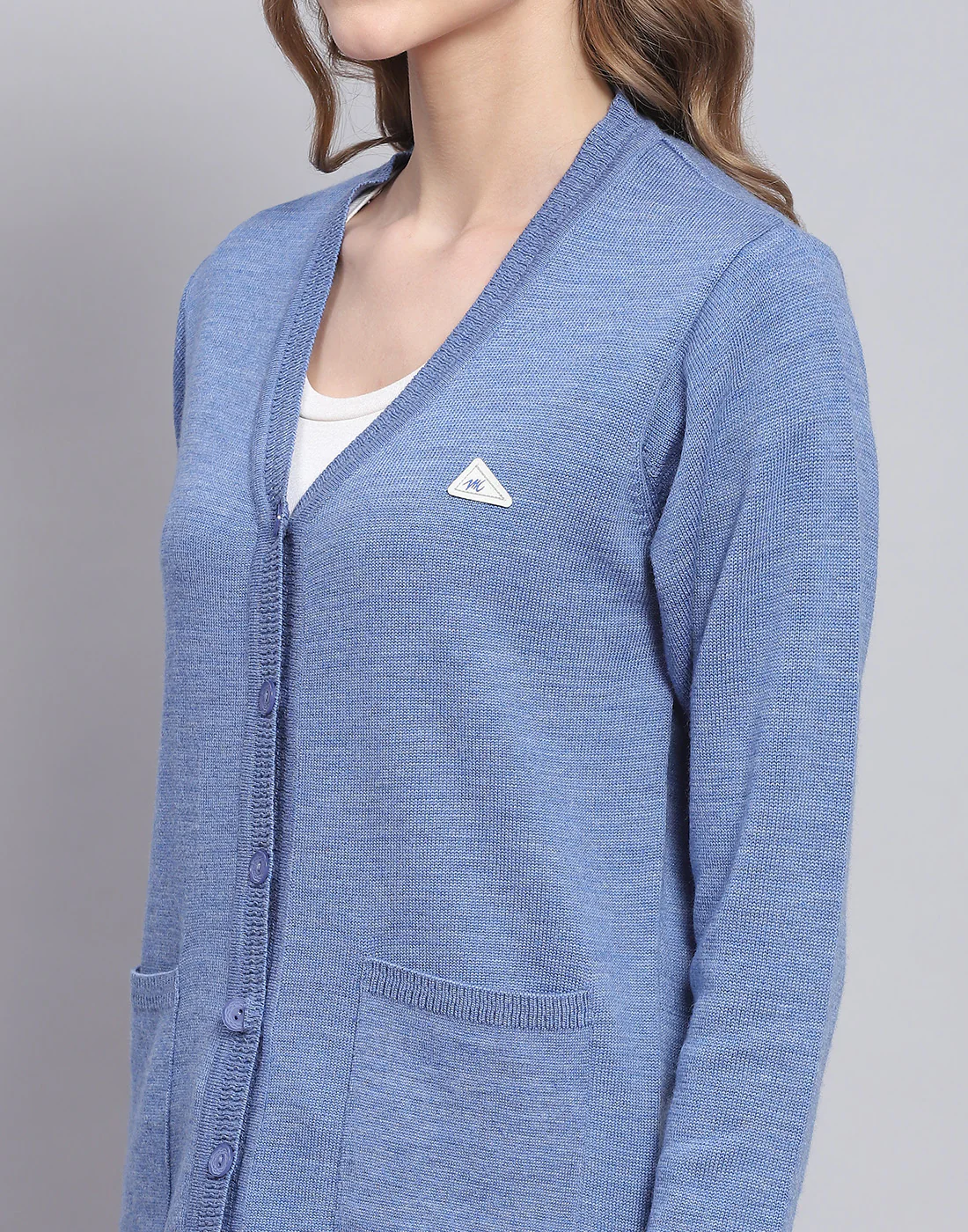 Women Blue Solid V Neck Full Sleeve Cardigan - Image 6