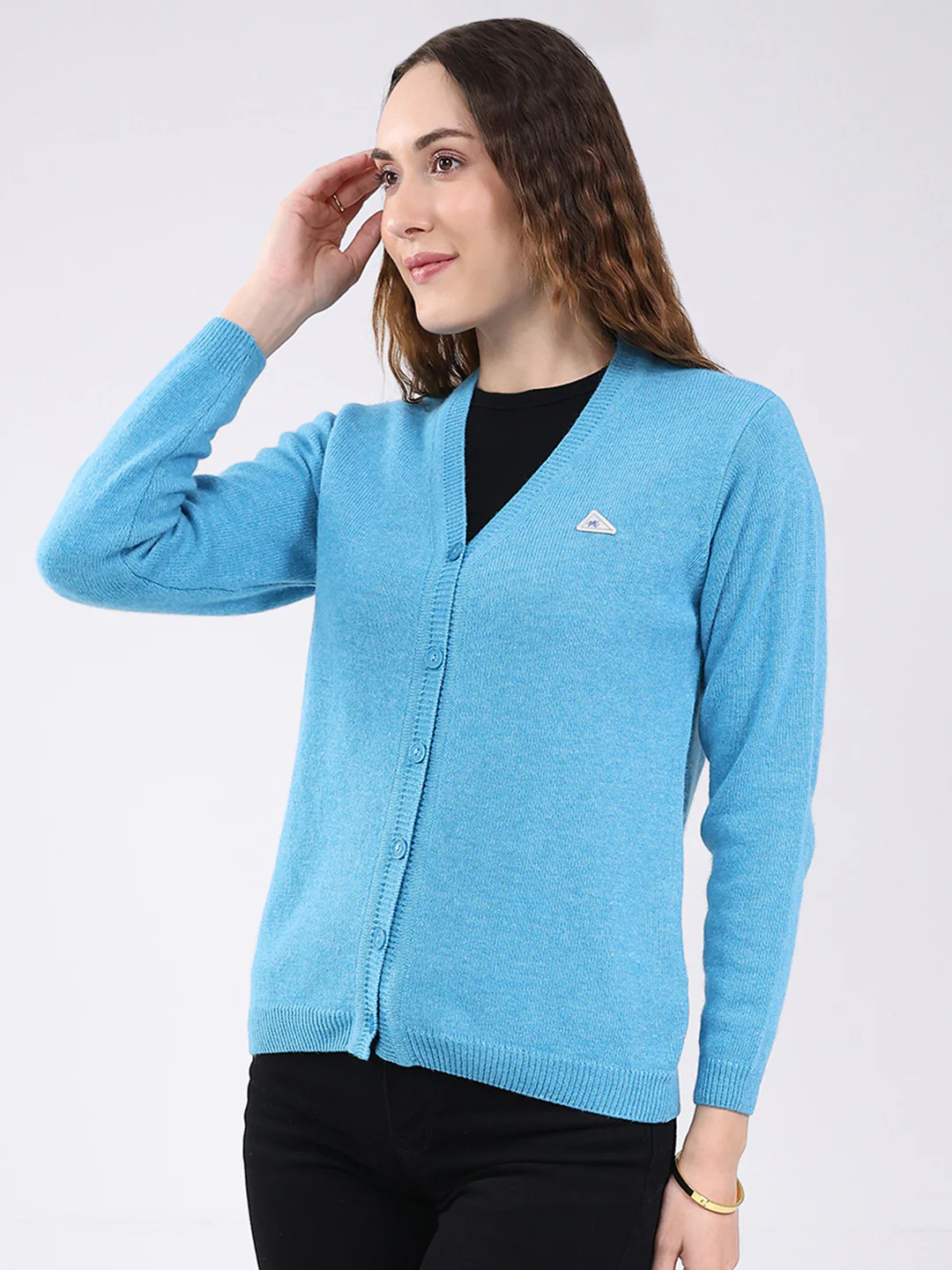 Women Blue Solid V Neck Full Sleeve Cardigan - Image 3