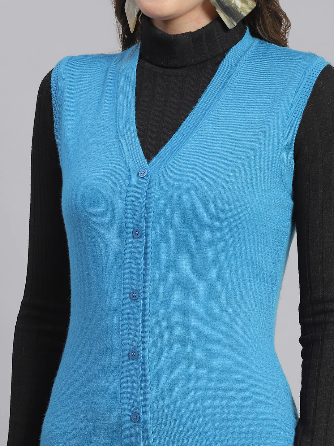 Women Blue Solid V Neck Sleeveless Cardigans - Image 6