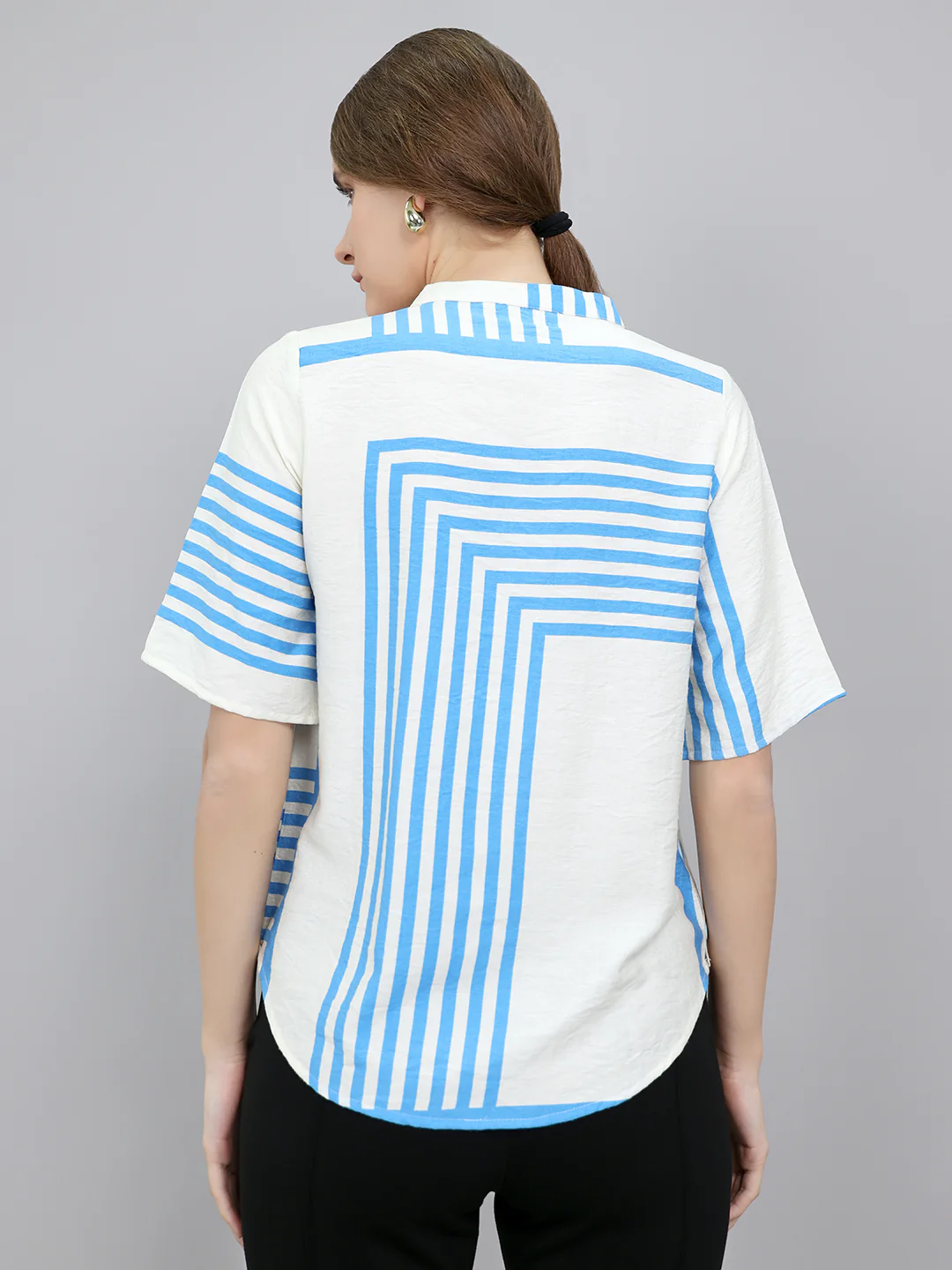 Women Blue Stripe V Neck 3/4th Sleeve Top - Image 4