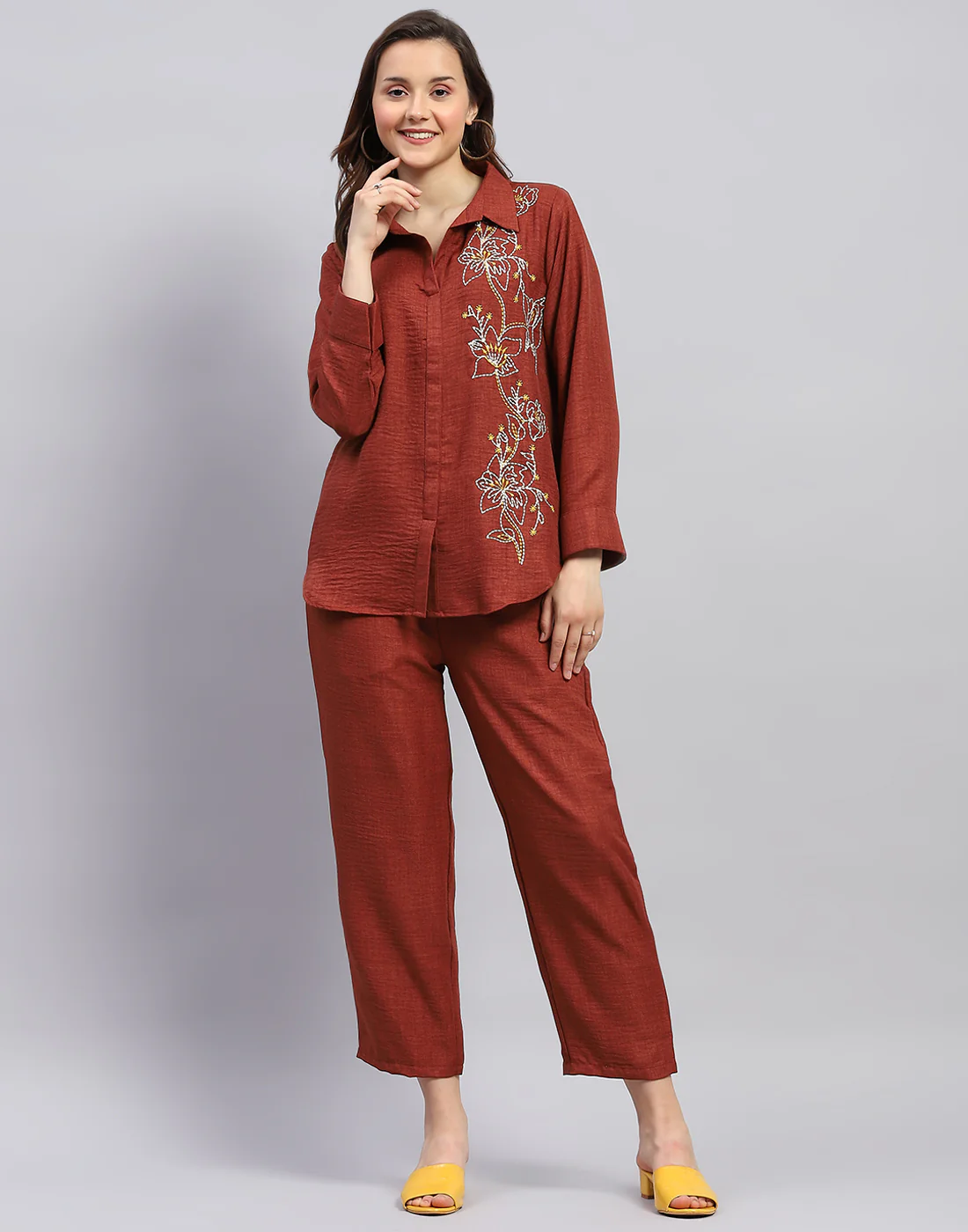 Women Brown Floral Print Collar Neck Full Sleeve Cords Set - Image 3