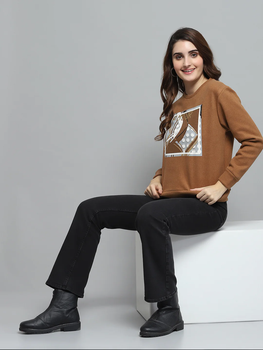 Women Brown Printed Round Neck Full Sleeve Sweatshirt - Image 2