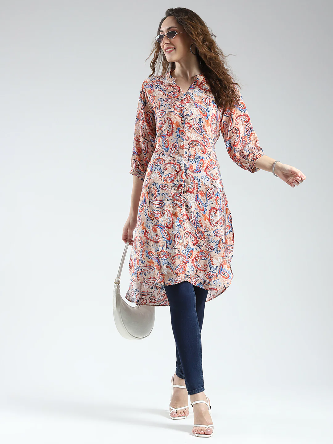 Women Brown Printed Round Neck 3/4th Sleeve Tunic - Image 2