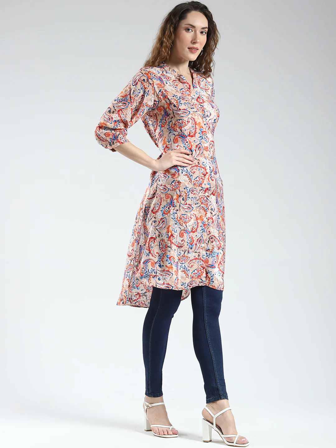Women Brown Printed Round Neck 3/4th Sleeve Tunic - Image 4