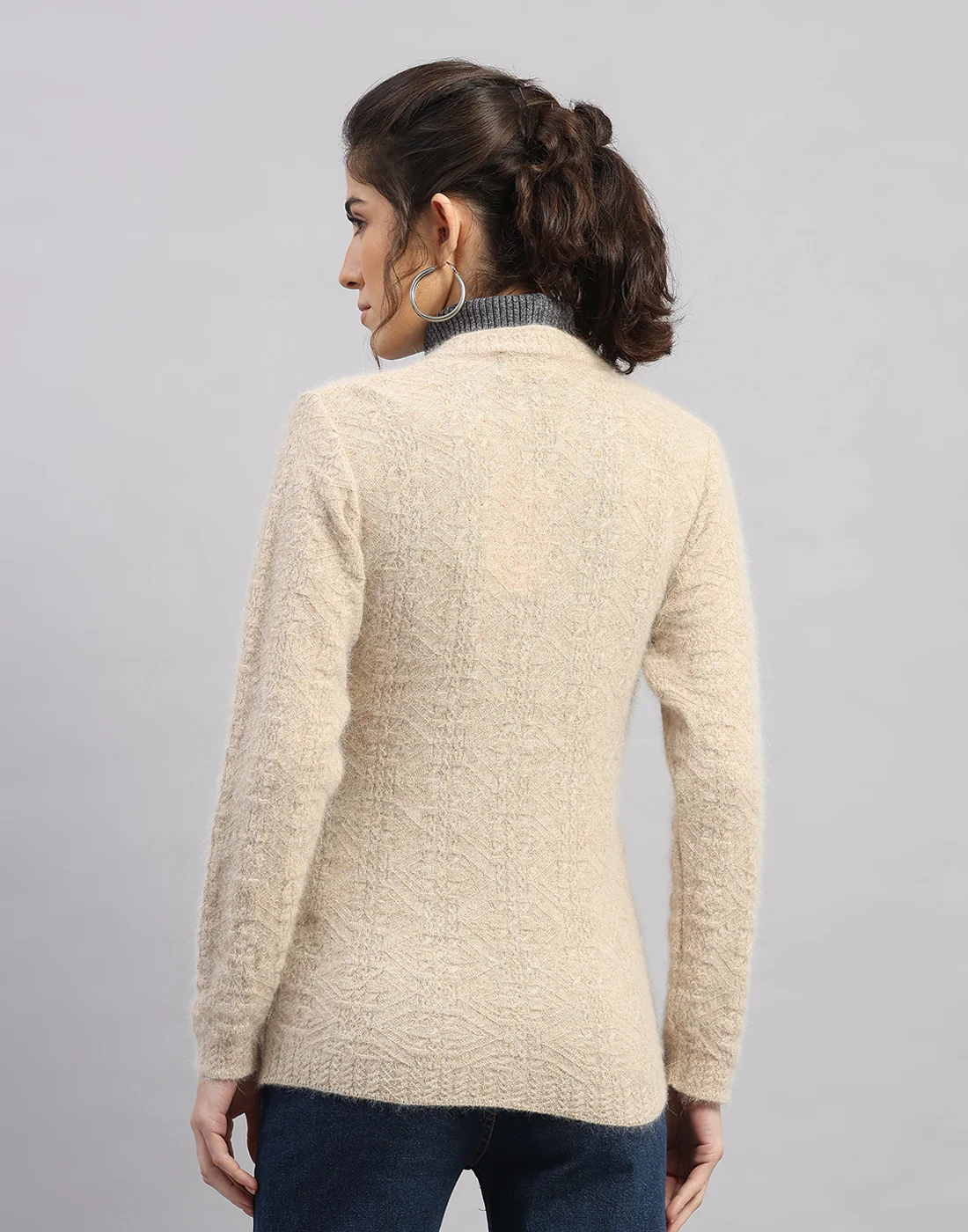 Women Brown Self Design V Neck Full Sleeve Cardigan - Image 4
