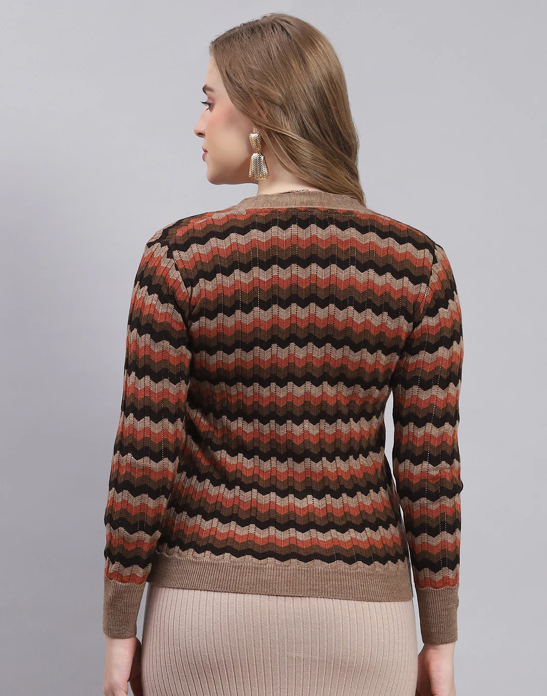 Women Brown Self Design V Neck Full Sleeve Sweater - Image 5