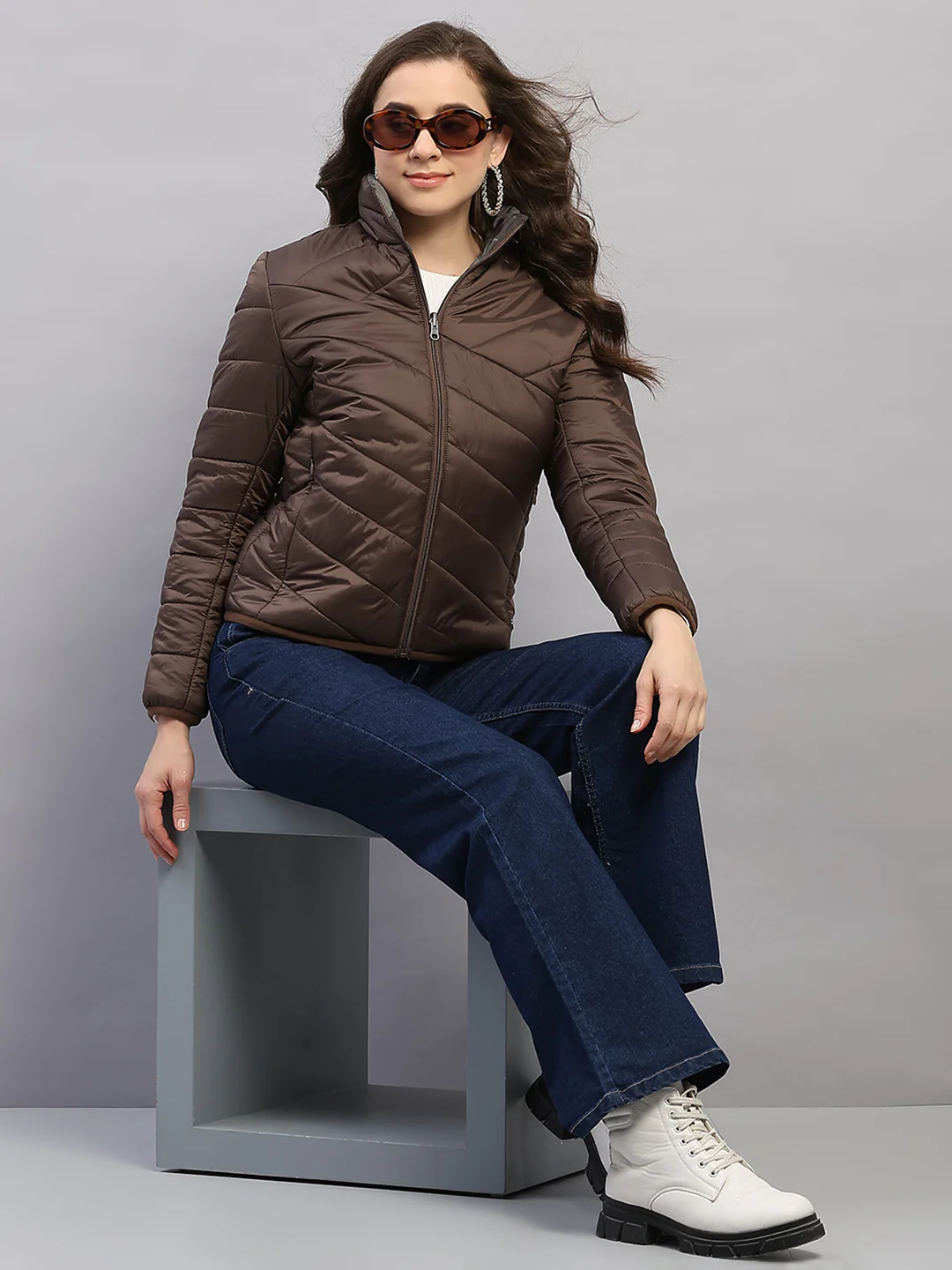 Women Brown Solid Collar Full Sleeve Reversible Jacket - Image 2
