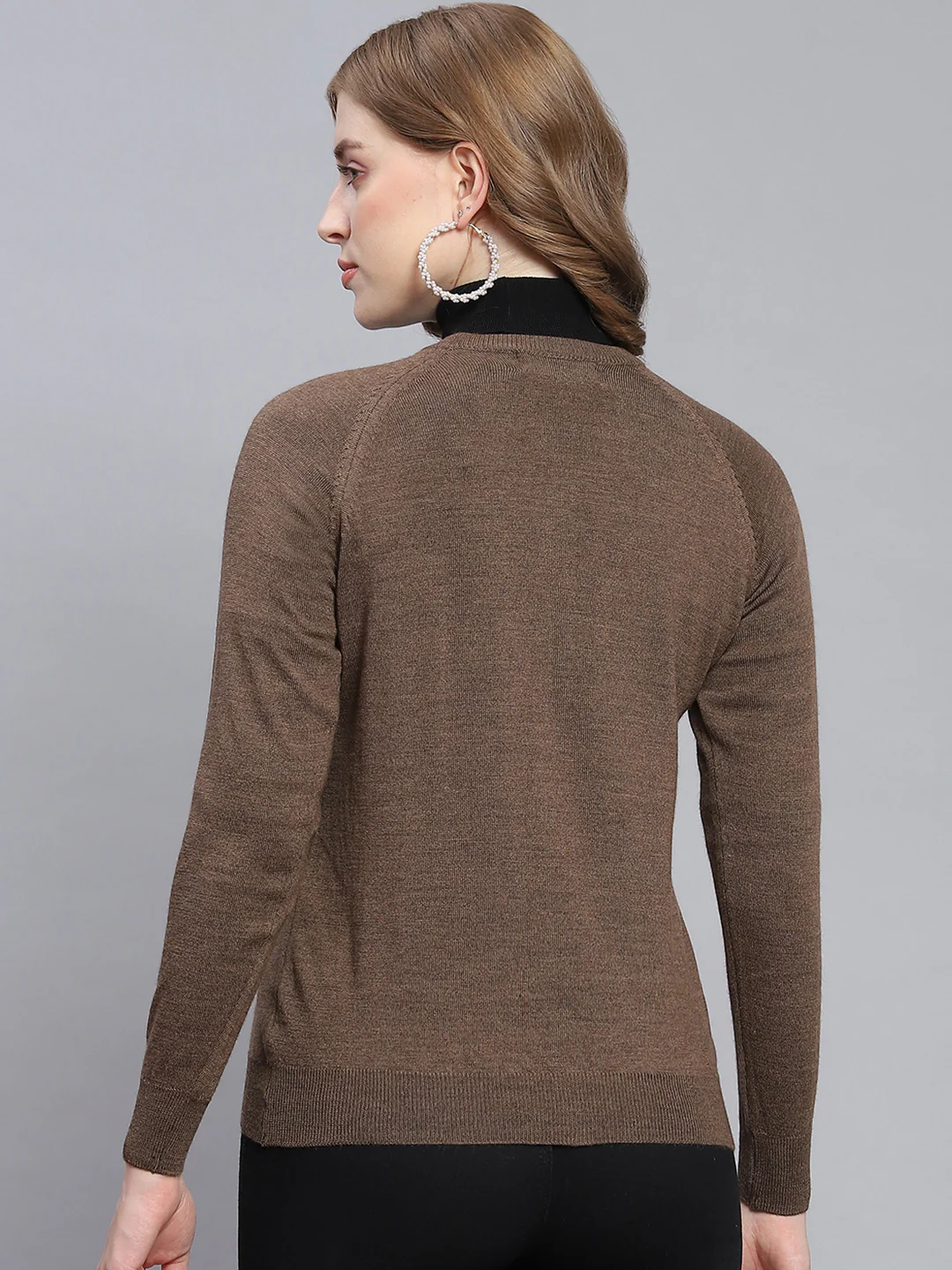 Women Brown Solid Round Neck Full Sleeve Cardigans - Image 5