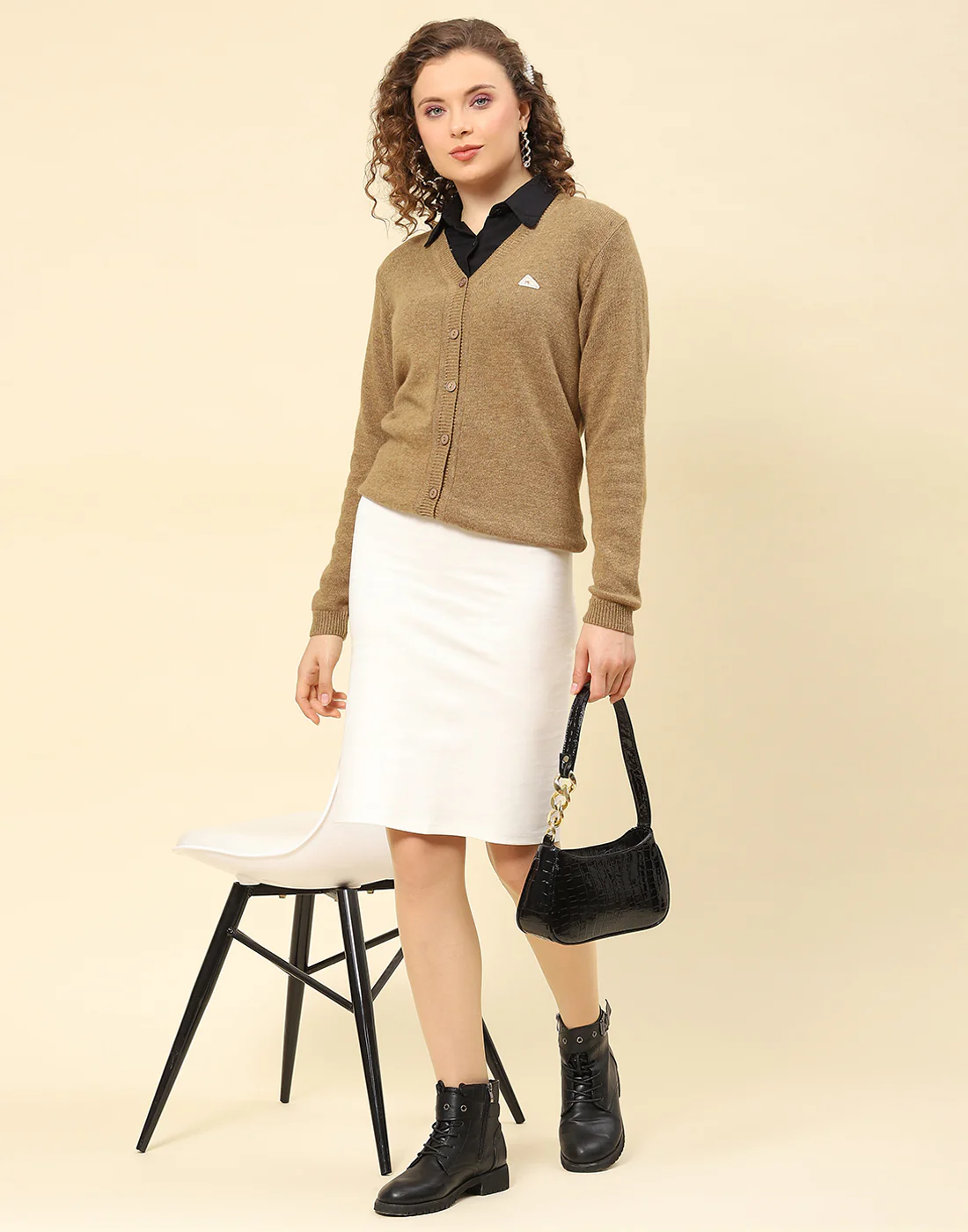 Women Brown Solid V Neck Full Sleeve Cardigan - Image 2