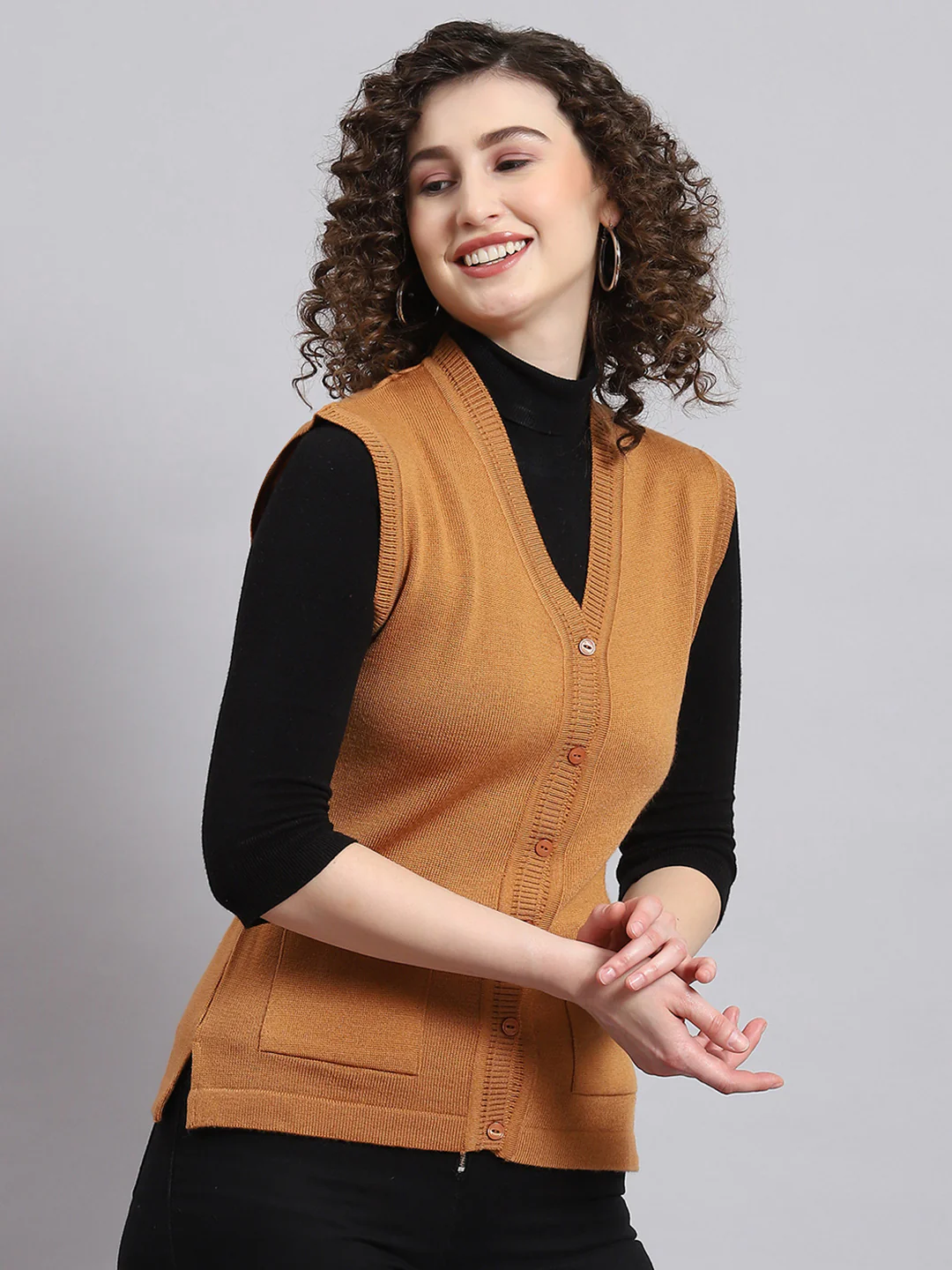 Women Brown Solid V Neck Sleeveless Cardigan - Image 3