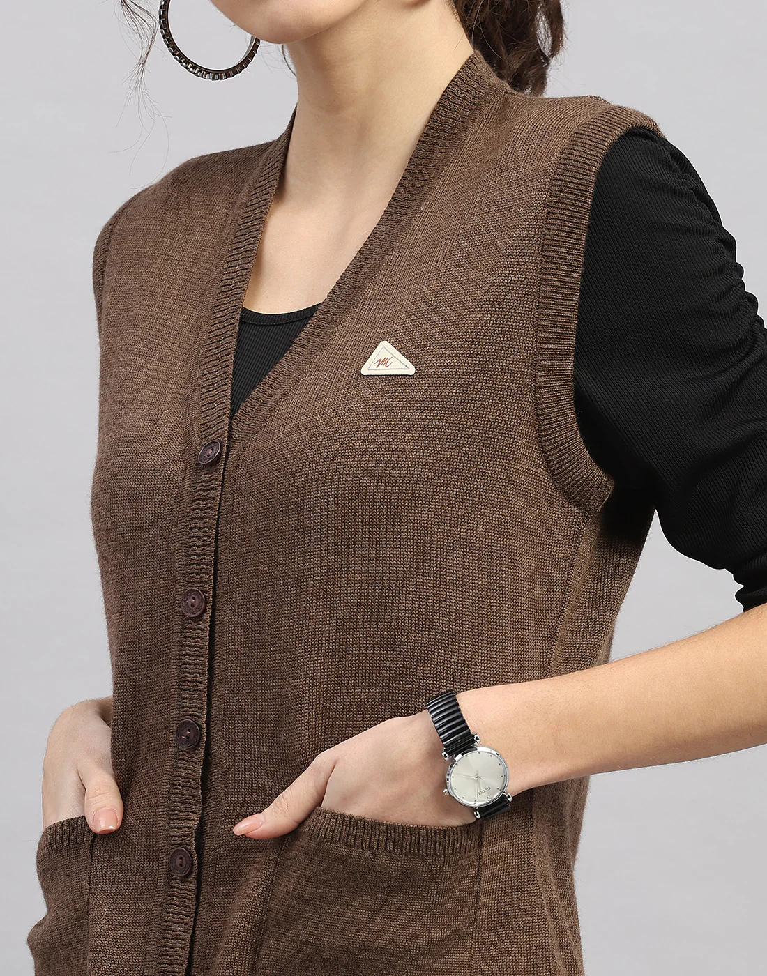 Women Brown Solid V Neck Sleeveless Cardigan - Image 7