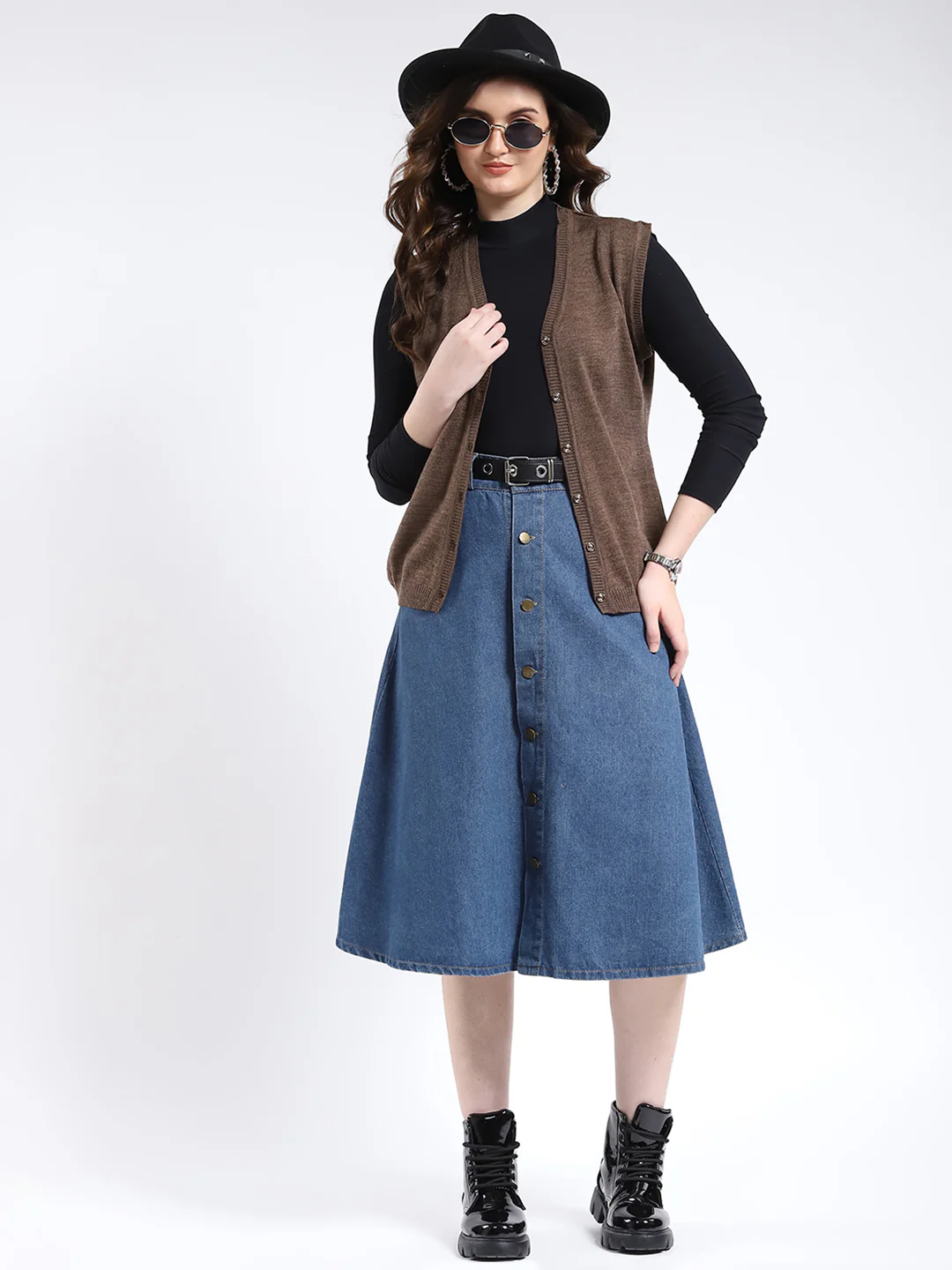 Women Brown Solid V Neck Sleeveless Cardigan - Image 2