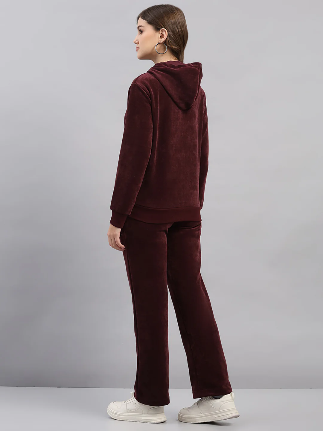 Women Burgundy Printed Hooded Full Sleeve Winter Tracksuit - Image 5
