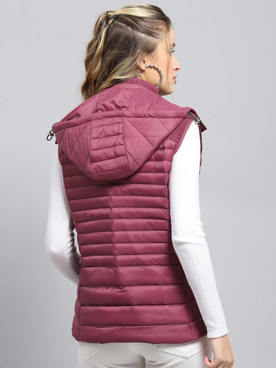 Women Burgundy Solid Detachable Hood Sleeveless Jacket - Image 5