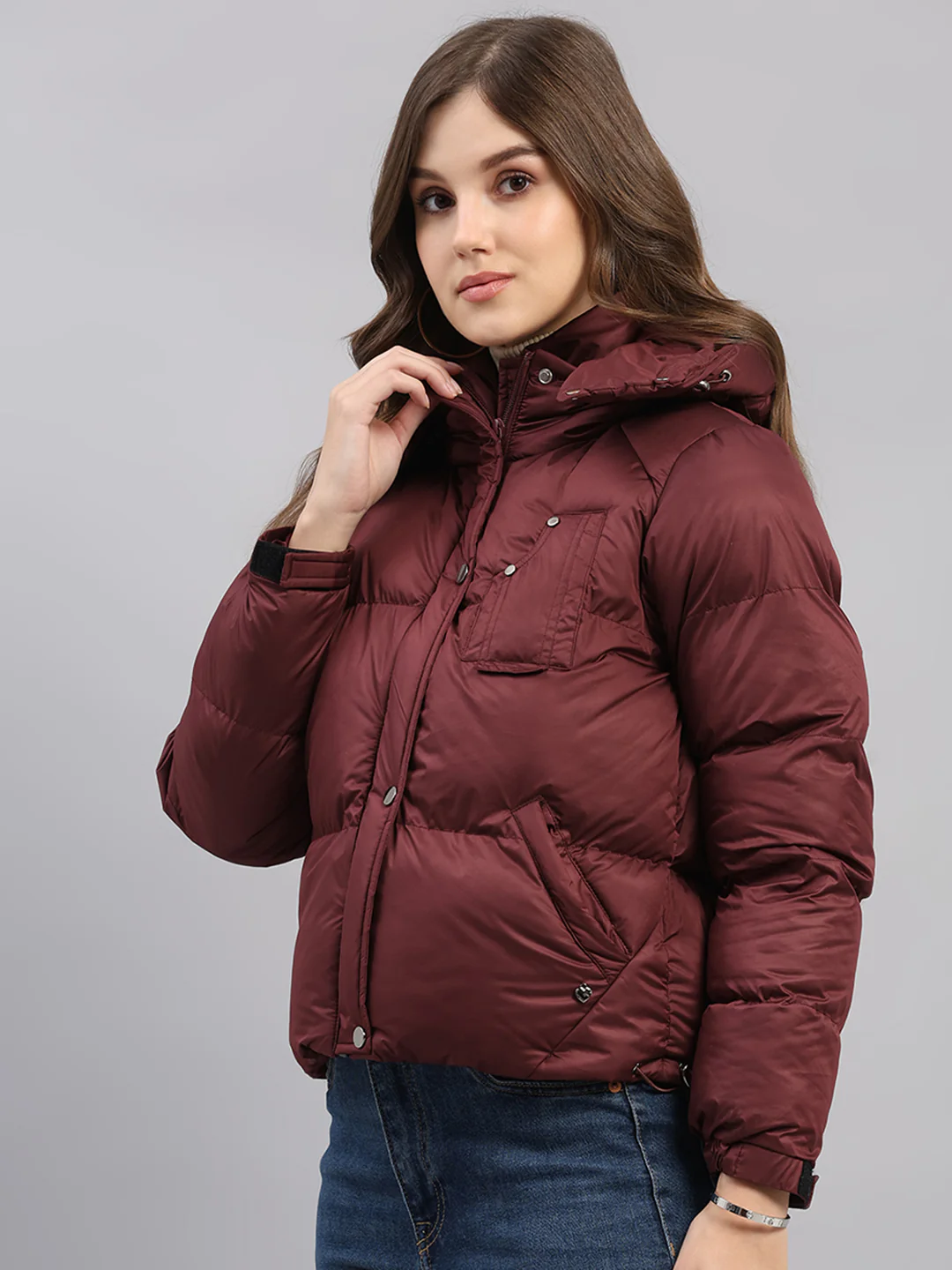 Women Burgundy Solid Hooded Full Sleeve Jacket - Image 3