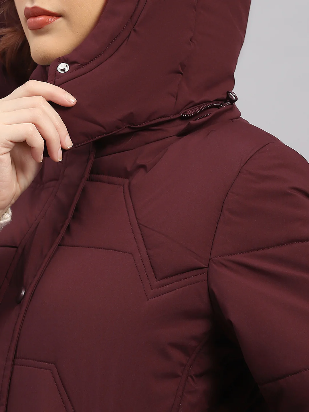 Women Burgundy Solid Hooded Full Sleeve Jacket - Image 7