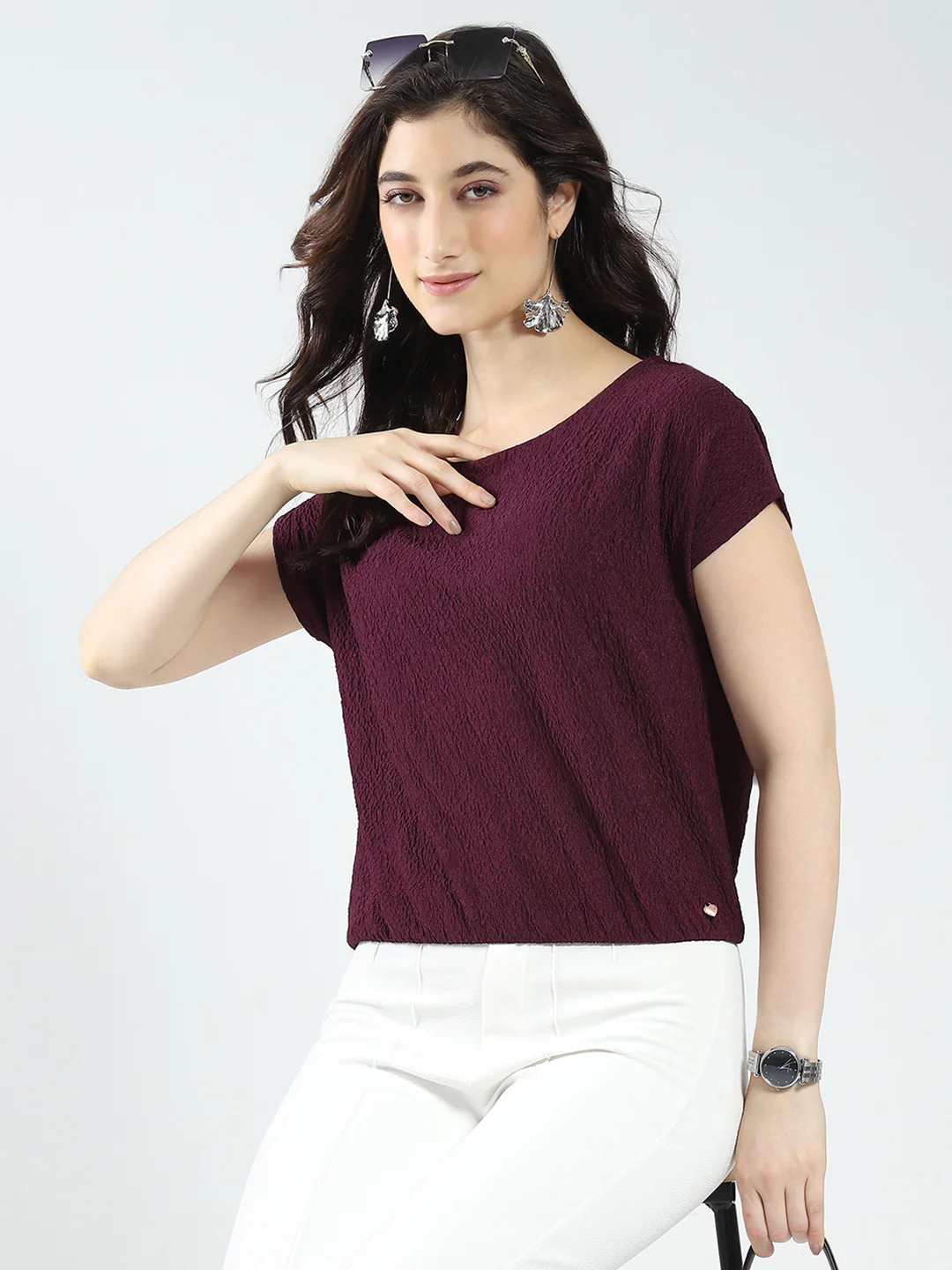 Women Burgundy Solid Round Neck Half Sleeve Top - Image 3