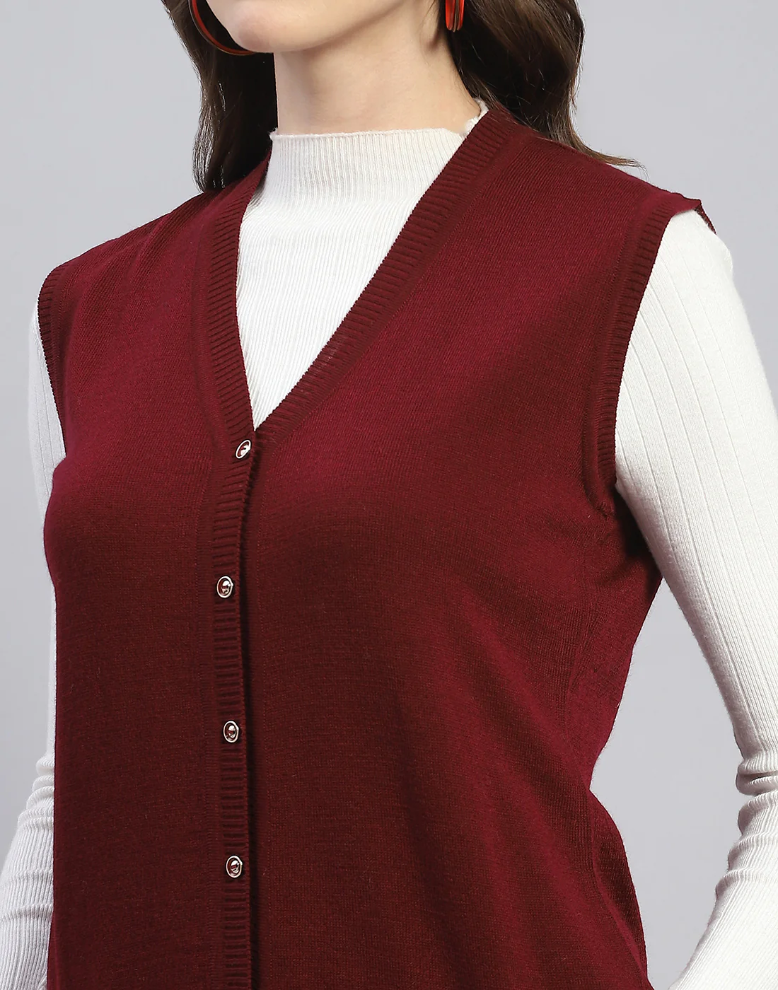 Women Burgundy Solid V Neck Sleeveless Cardigan - Image 7
