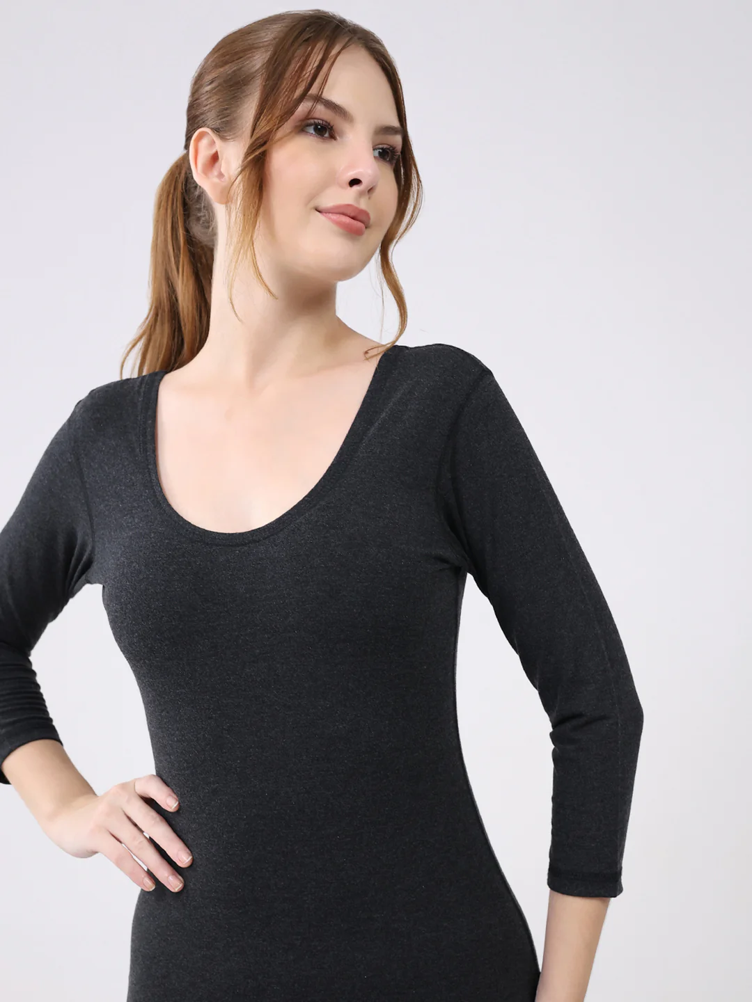 Women Charcoal Solid Round Neck 3/4th Sleeve Thermal Vest - Image 6
