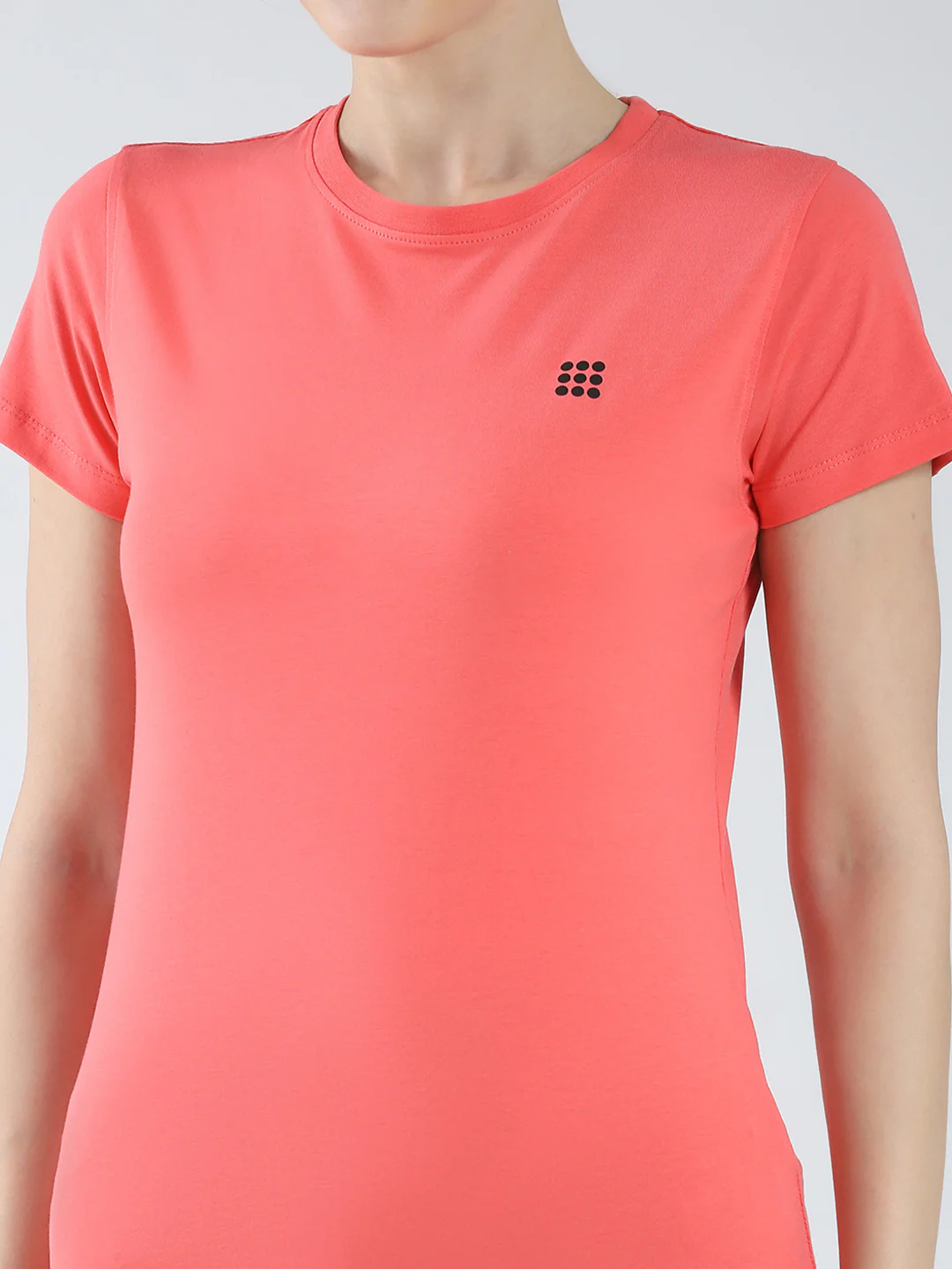 Rock.it Women Coral Solid Round Neck Half Sleeve Top - Image 6