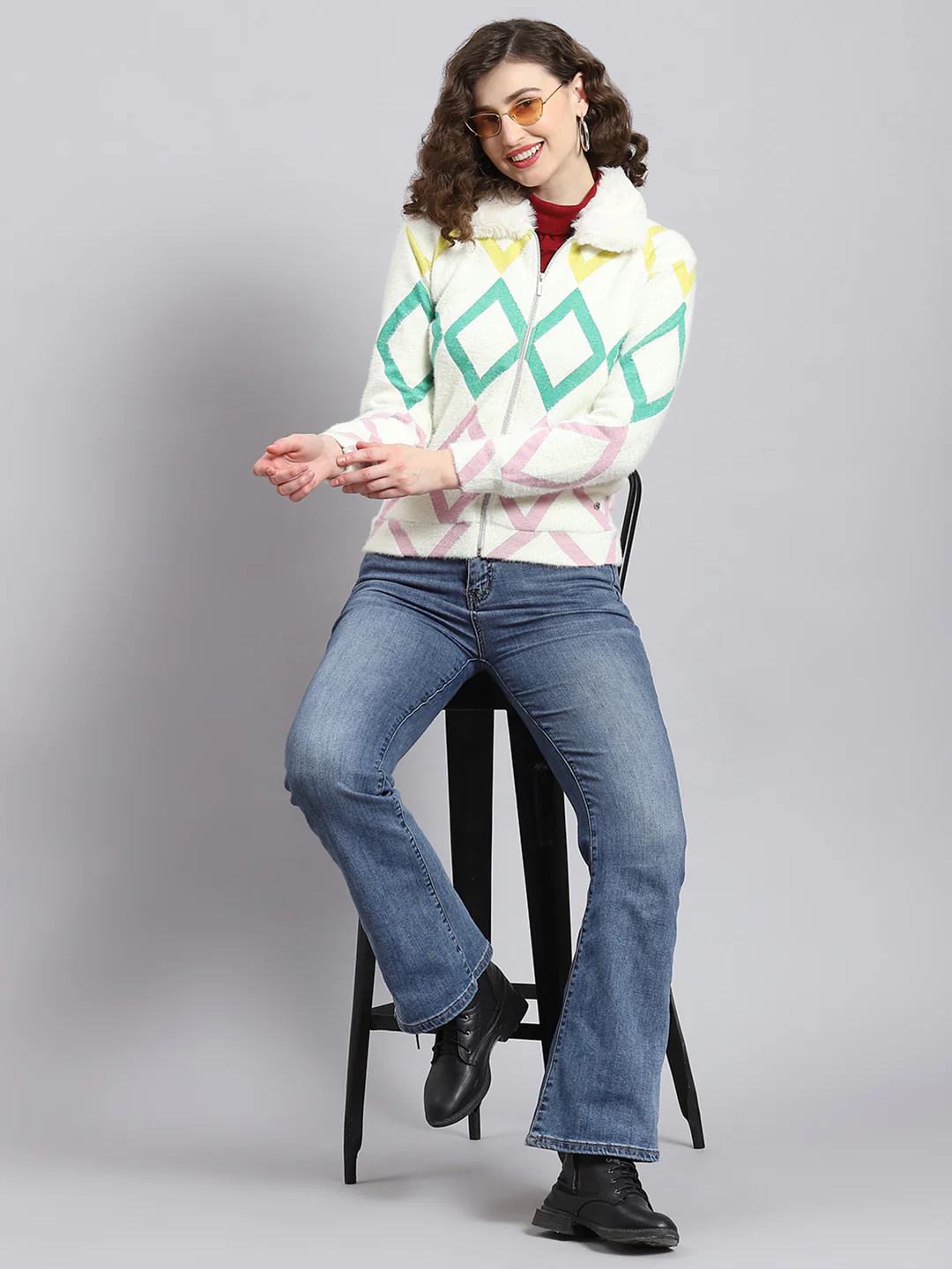 Women Cream Printed Collar Full Sleeve Sweatshirt - Image 2