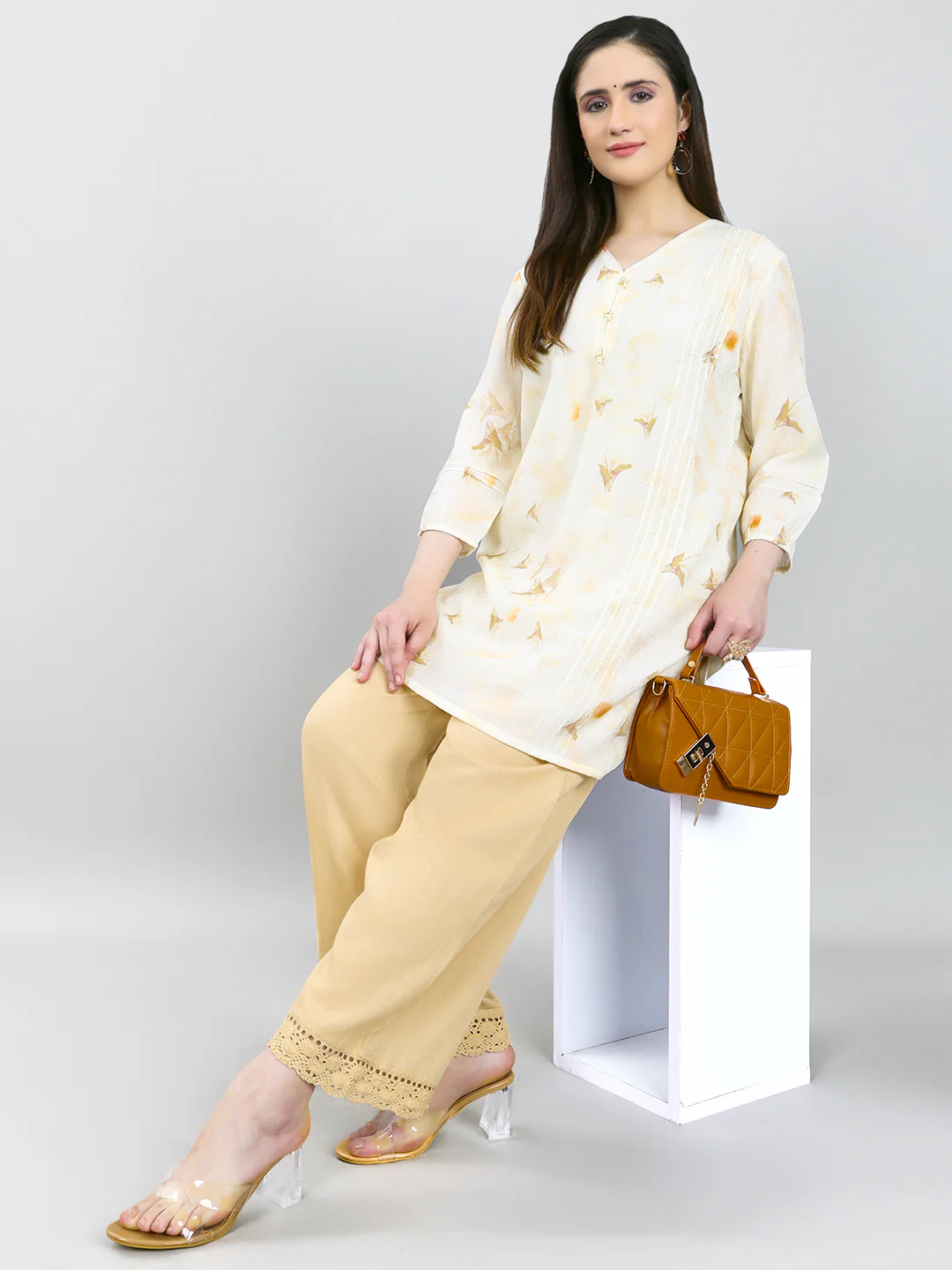 Women Cream Printed V Neck 3/4th Sleeve Kurti - Image 6