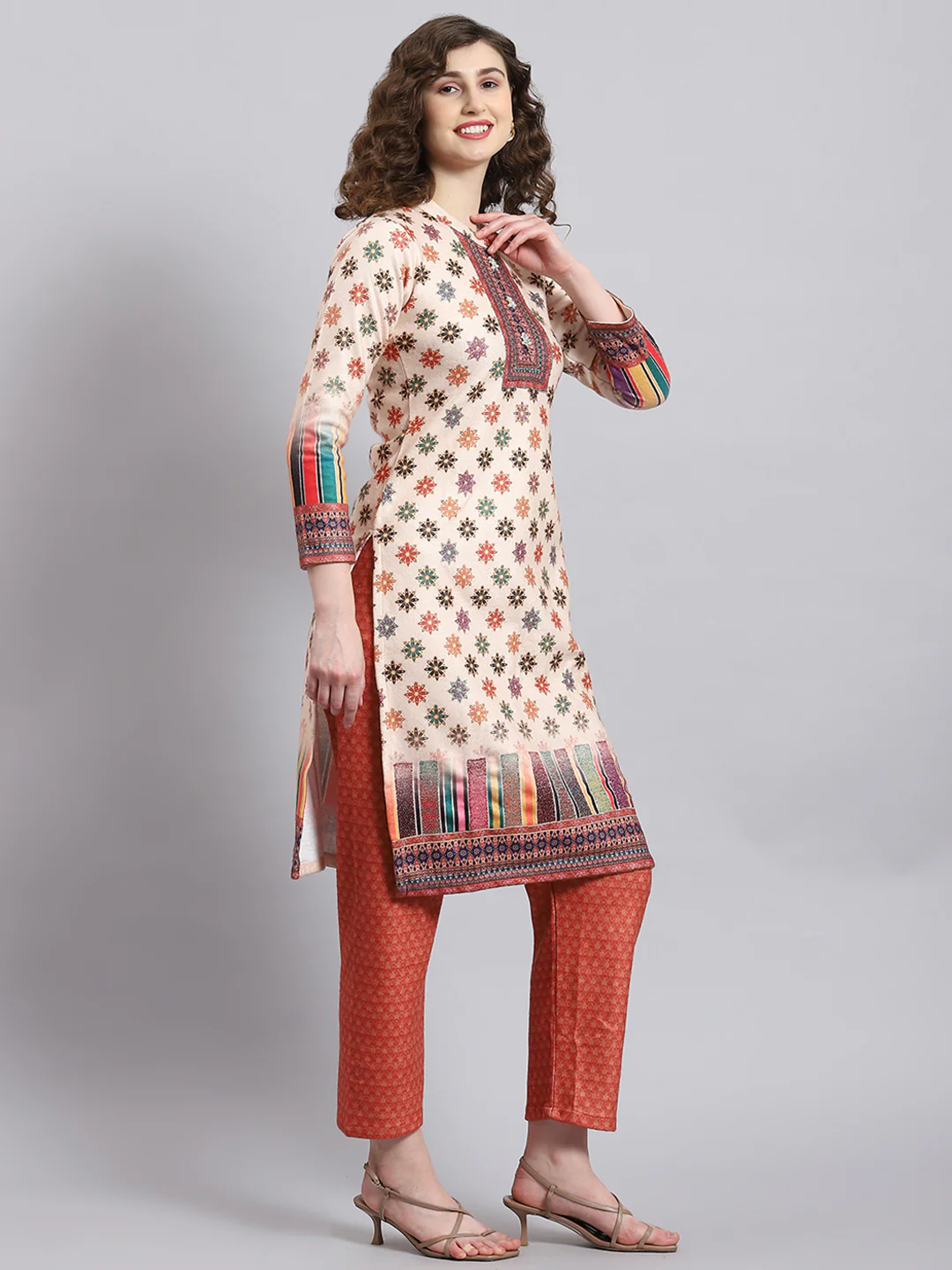 Women Cream Self Design Round Neck Full Sleeve Kurtis Set - Image 3