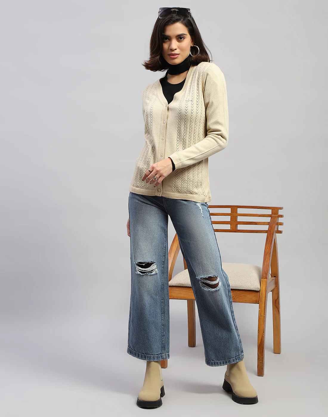 Women Cream Self Design V Neck Full Sleeve Cardigan - Image 3