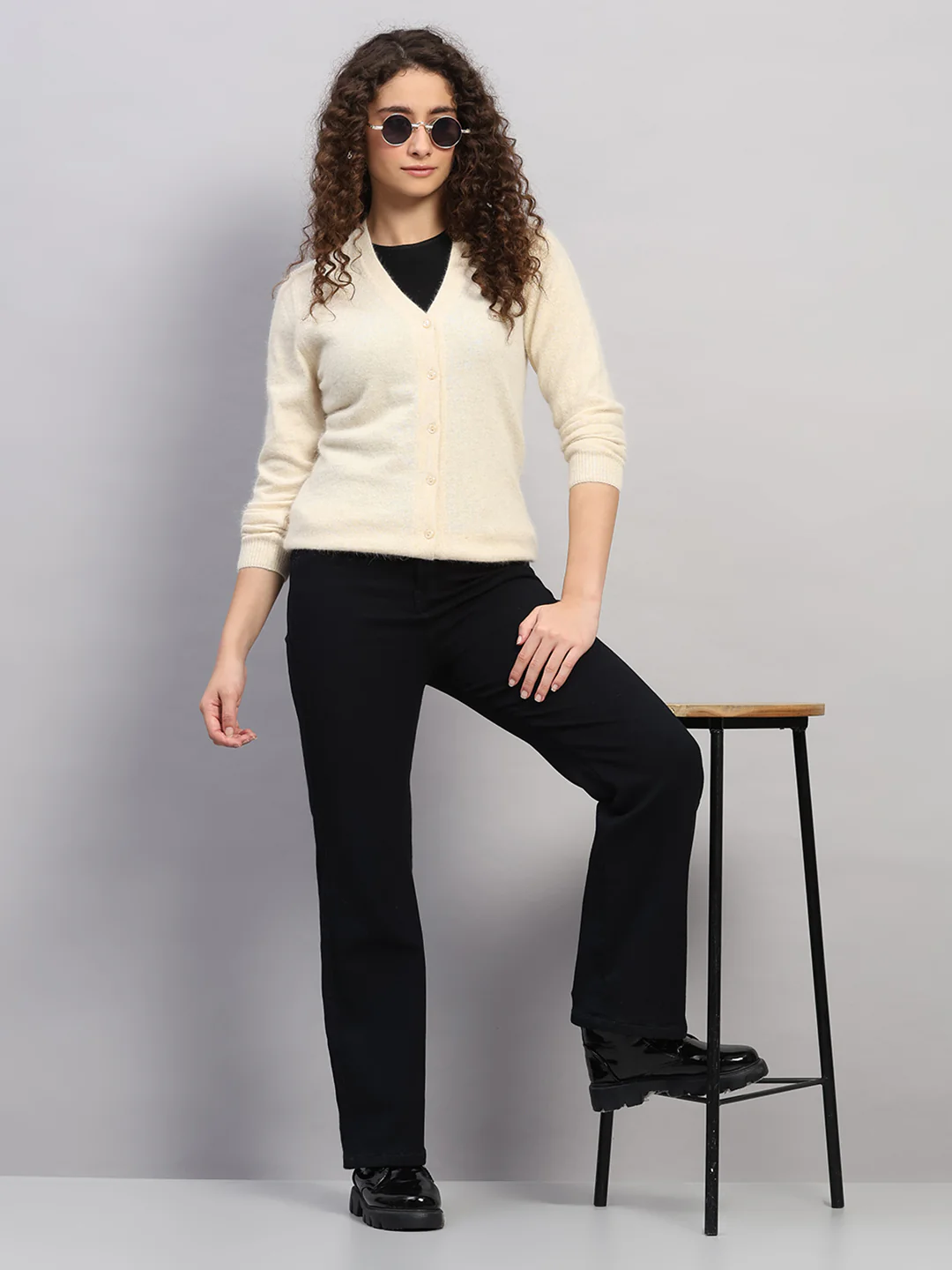 Women Cream Solid V Neck Full Sleeve Cardigan - Image 2