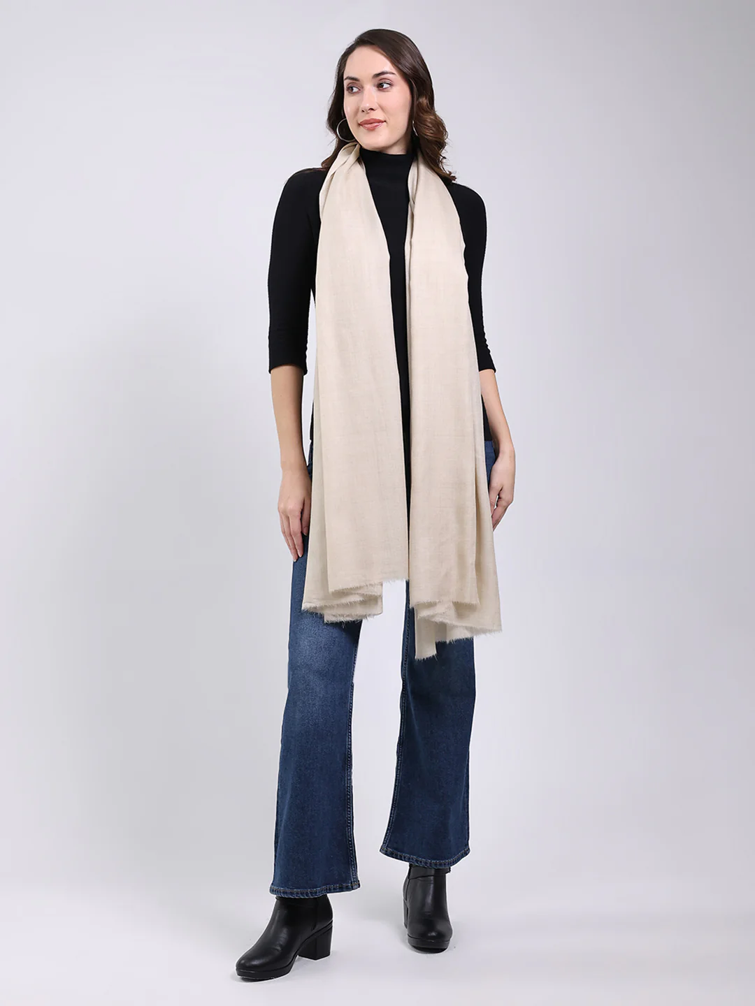 Women Cream Solid Wool Blend Shawl - Image 5