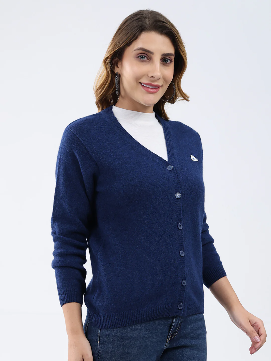 Women Dark Blue Solid V Neck Full Sleeve Cardigan - Image 4