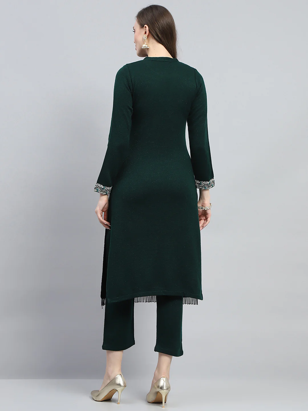 Women Green Embroidered Round Neck Full Sleeve Kurti Set for Winter - Image 5
