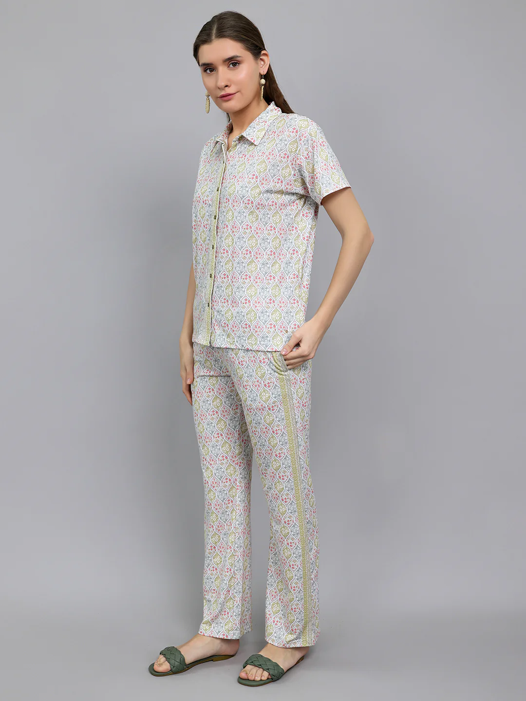 Women Green Printed Collar Half Sleeve Lower Set - Image 2