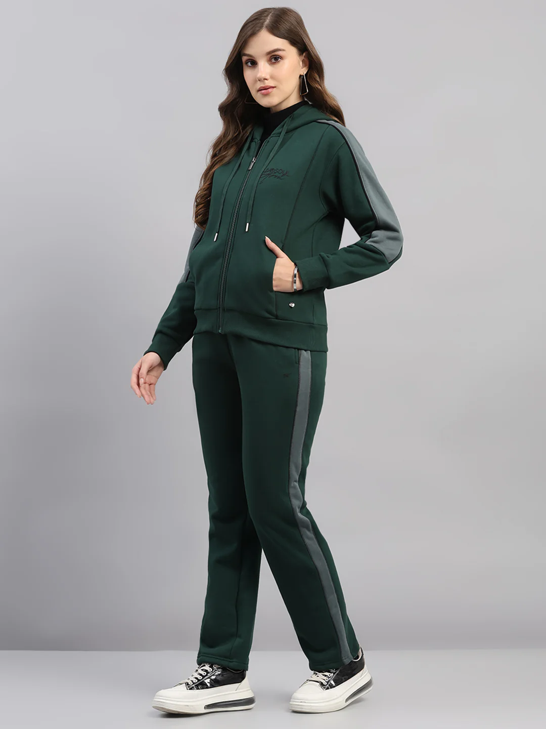 Women Green Printed Hooded Full Sleeve Winter Tracksuit - Image 3