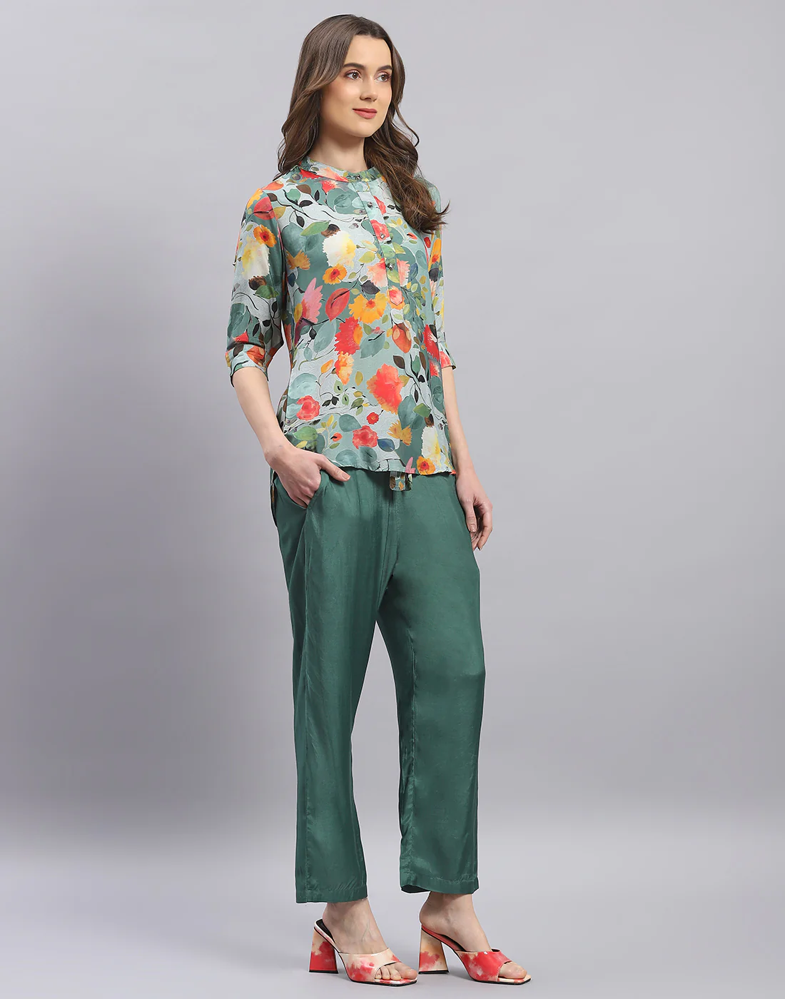 Women Green Printed Mandarin Collar Half Sleeve Cords Set - Image 4