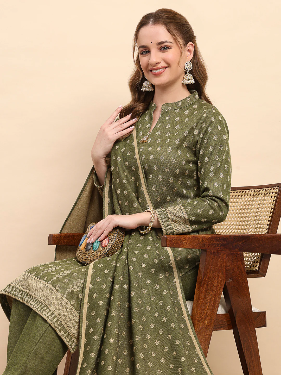 Women Green Printed Round Neck Full Sleeve 3 Pc Kurti Set for Winter - Image 6