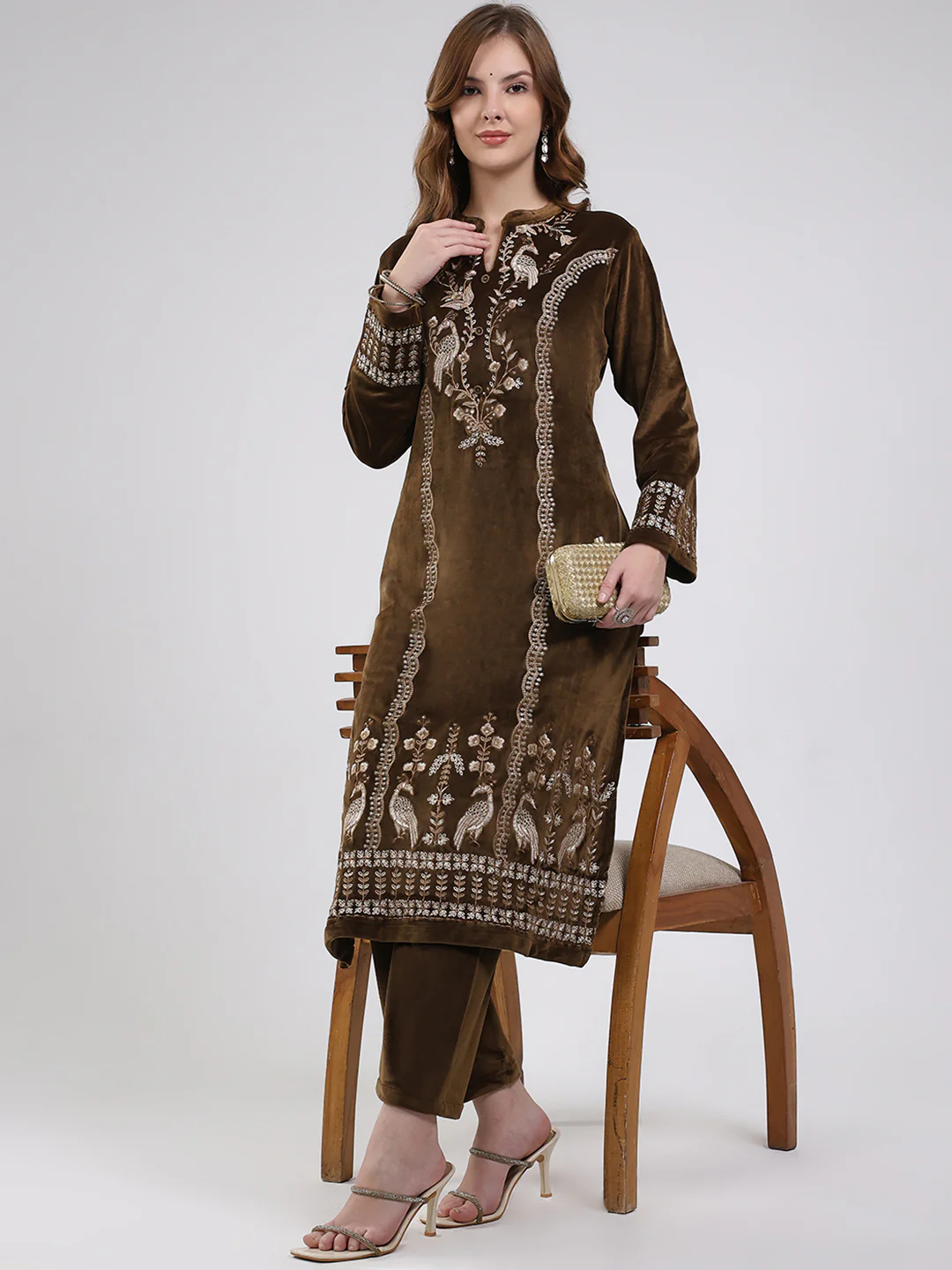 Women Brown Printed Round Neck Full Sleeve Kurti Set for Winter