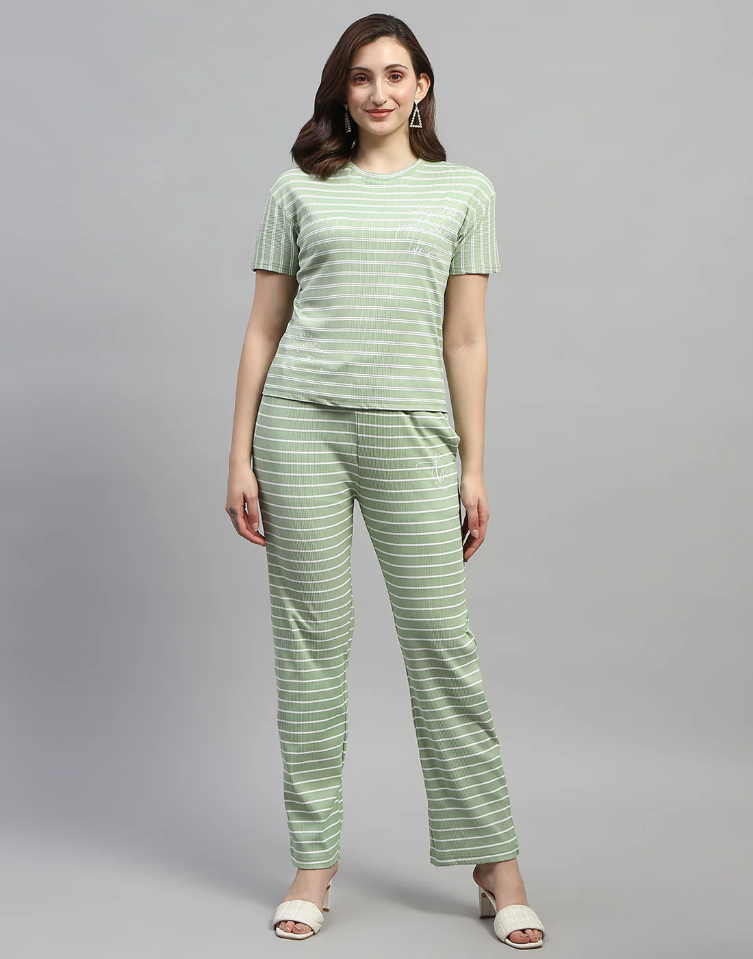 Women Green Printed Round Neck Half Sleeve Cords Set - Image 3