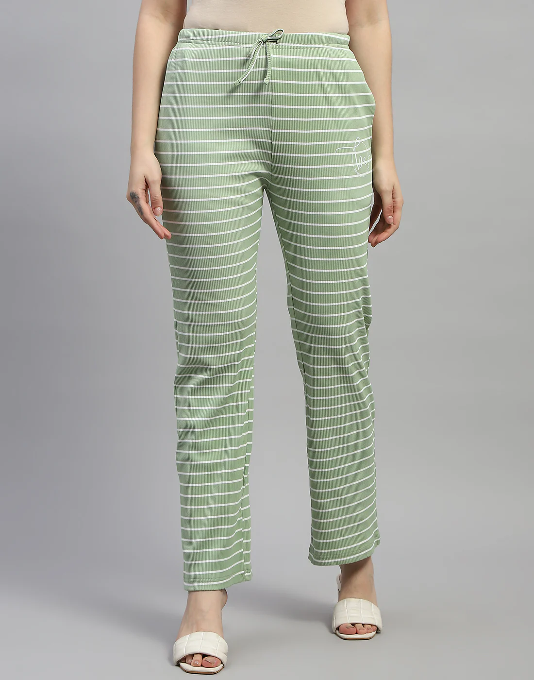 Women Green Printed Round Neck Half Sleeve Cords Set - Image 7