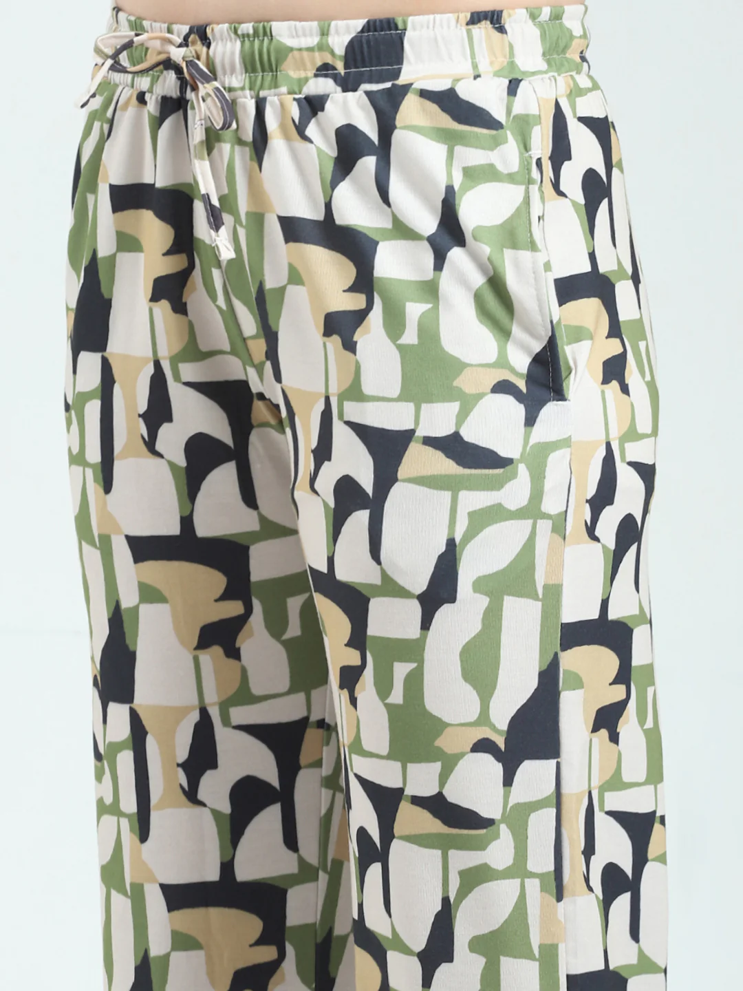 Women Green Printed Round Neck Half Sleeve Lower Set - Image 8