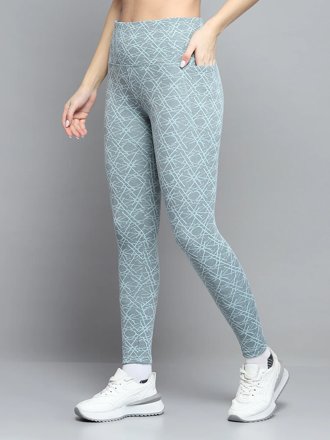 Rock.it Women Green Self Design Round Neck Full Sleeve Tracksuit - Image 8