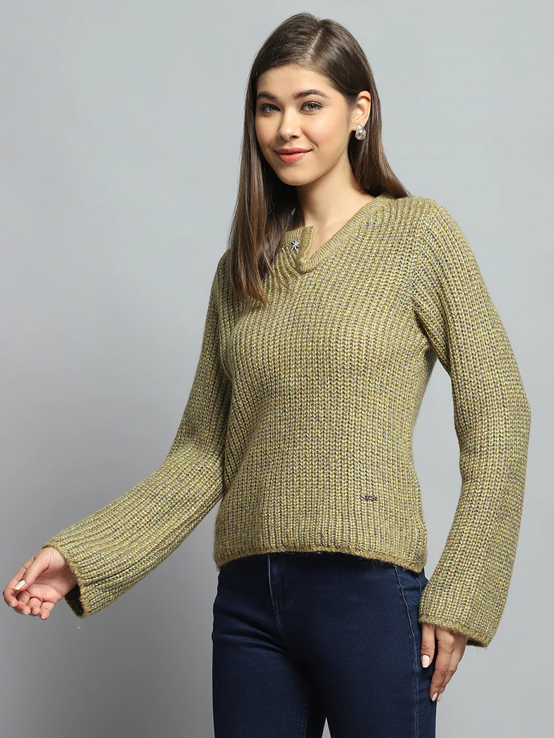 Women Green Self Design Round Neck Full Sleeve Winter Tops - Image 3